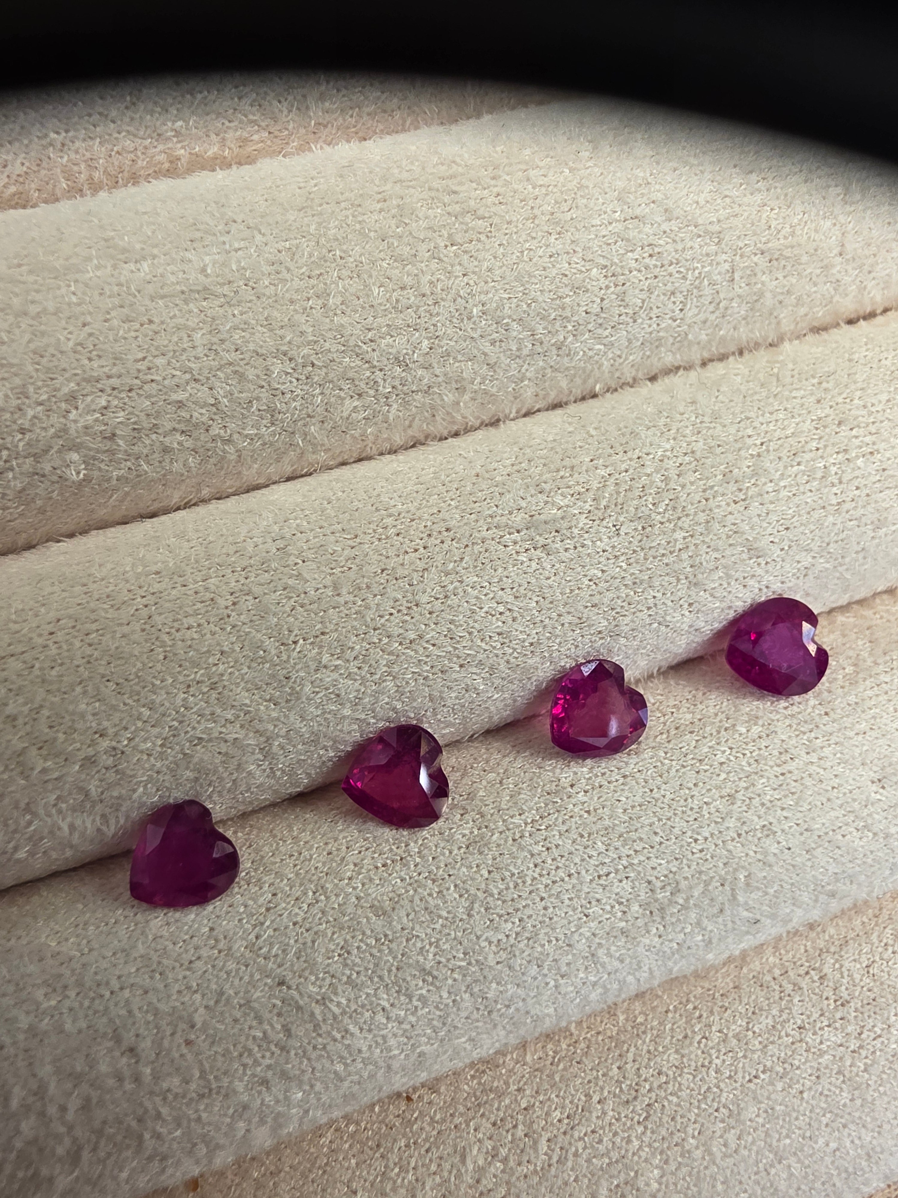 Rubi corazón Natural