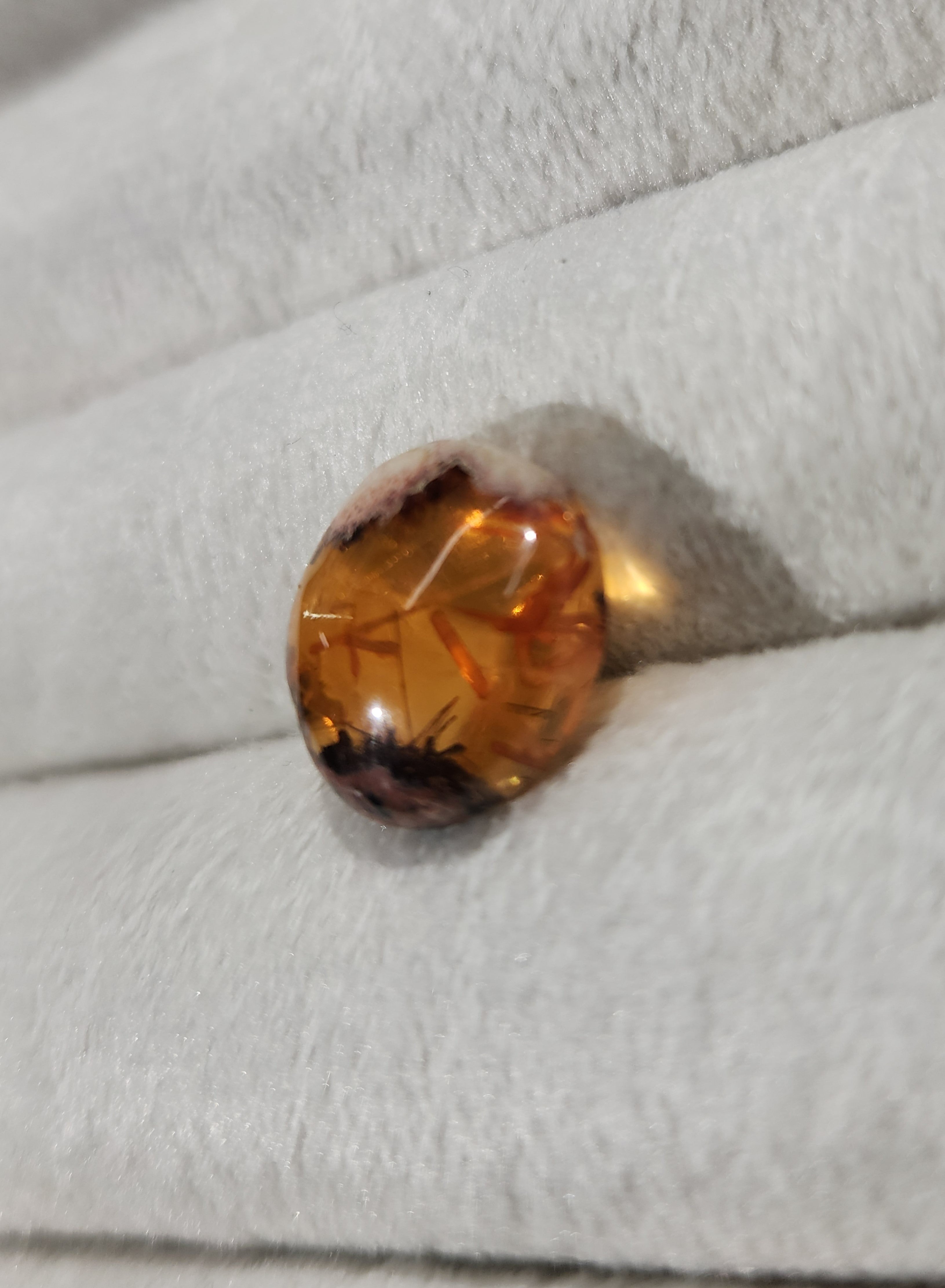 Opalo de fuego natural