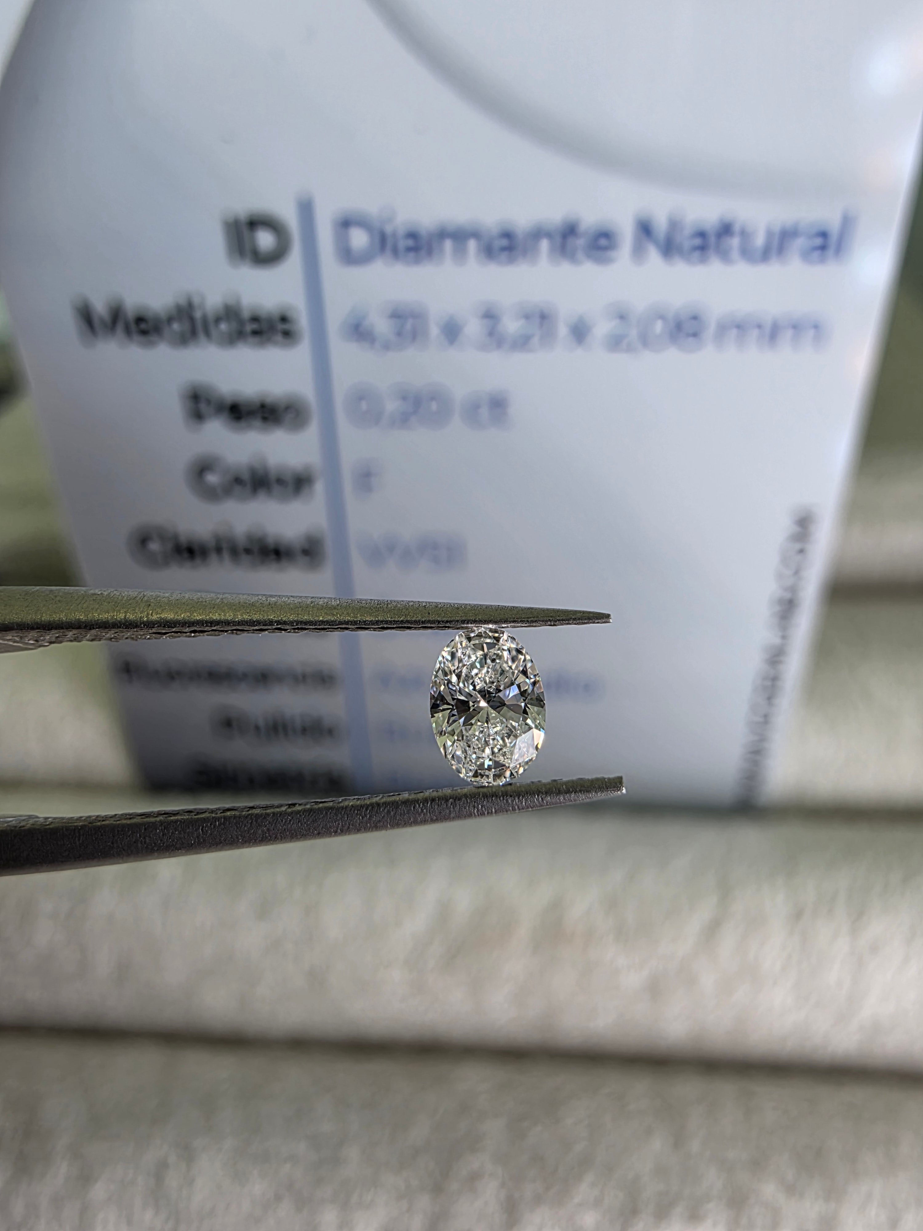 Diamante natural