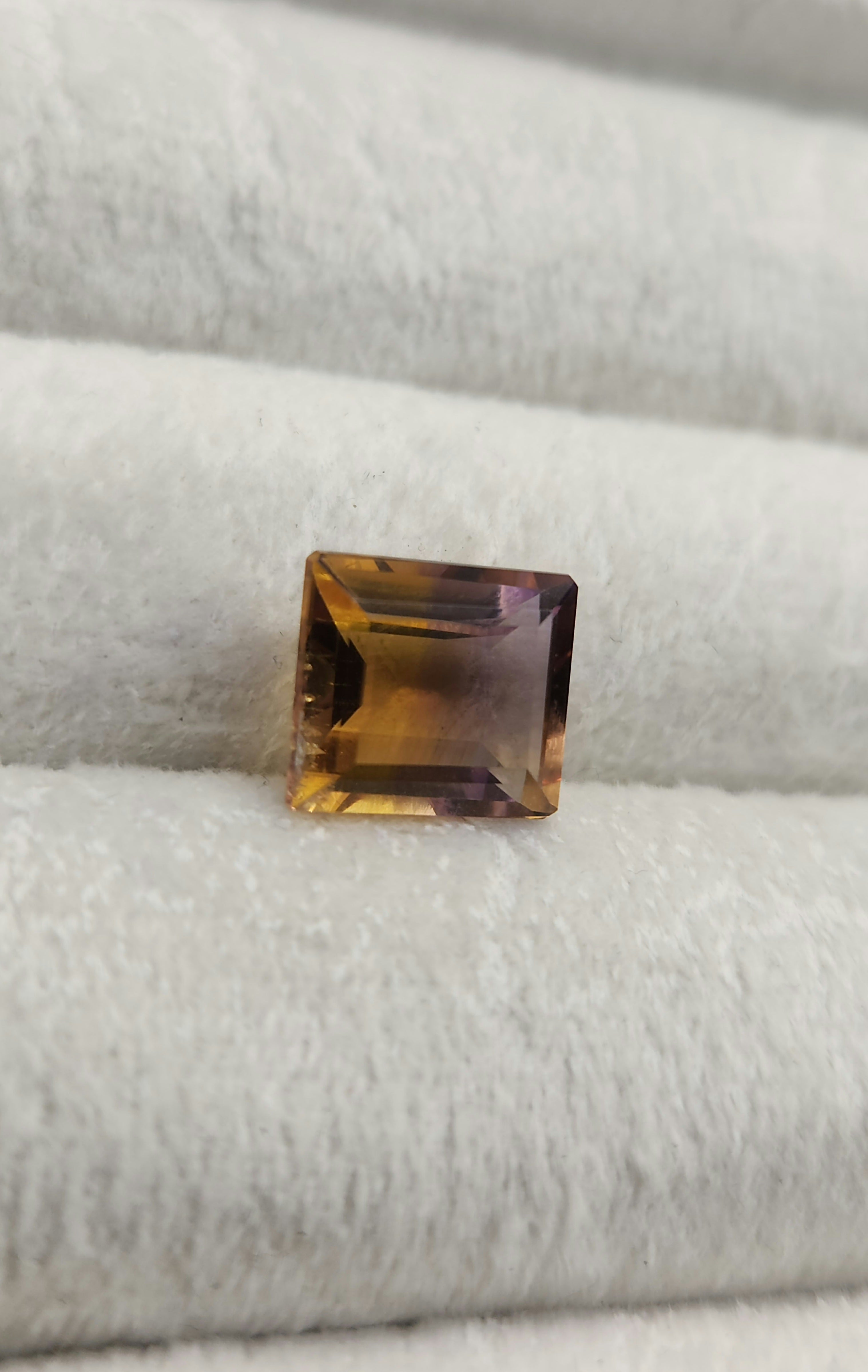 Ametrino Natural 10.92 x 9.77 mm / Corte rectangular
