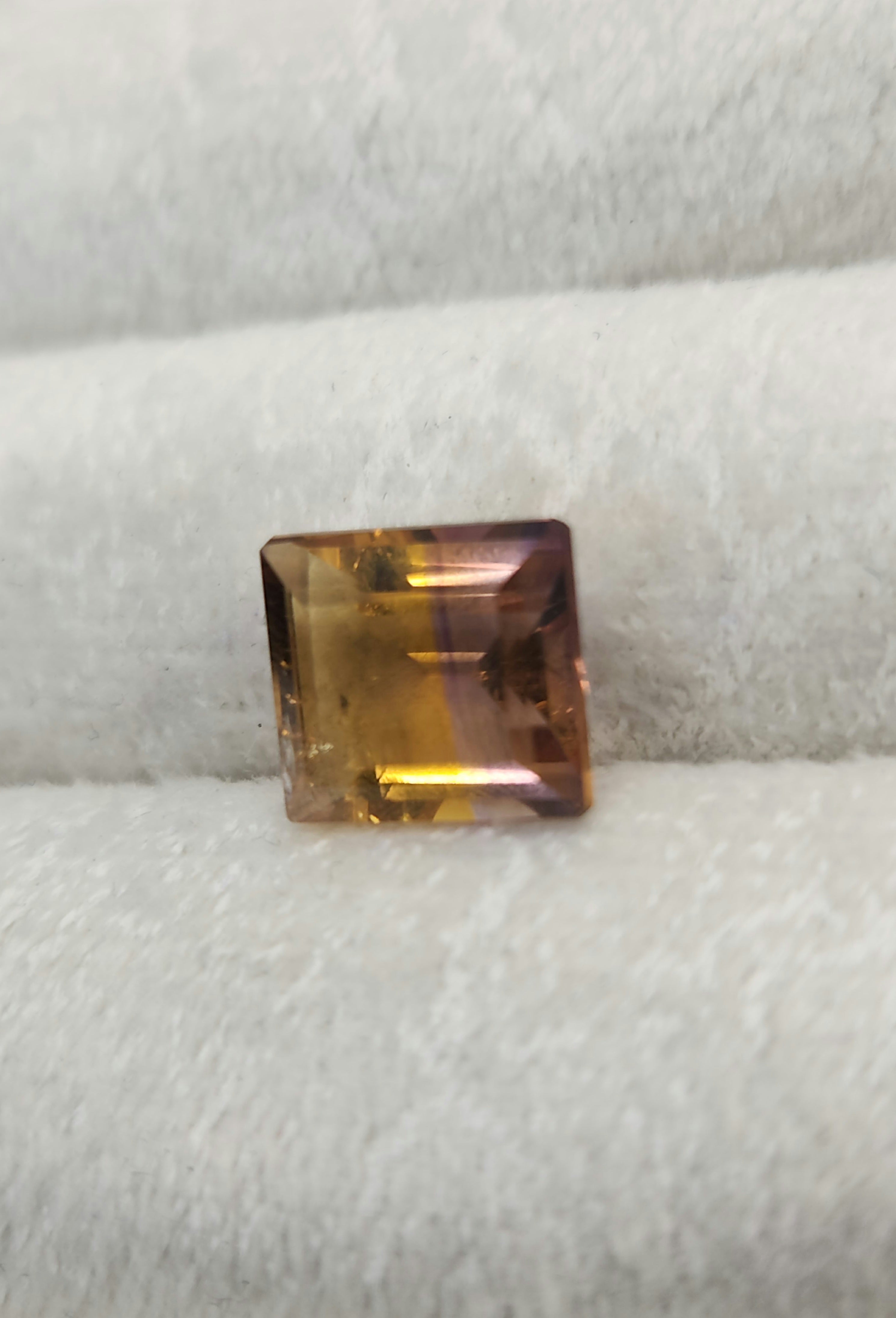 Ametrino Natural 10.92 x 9.77 mm / Corte rectangular