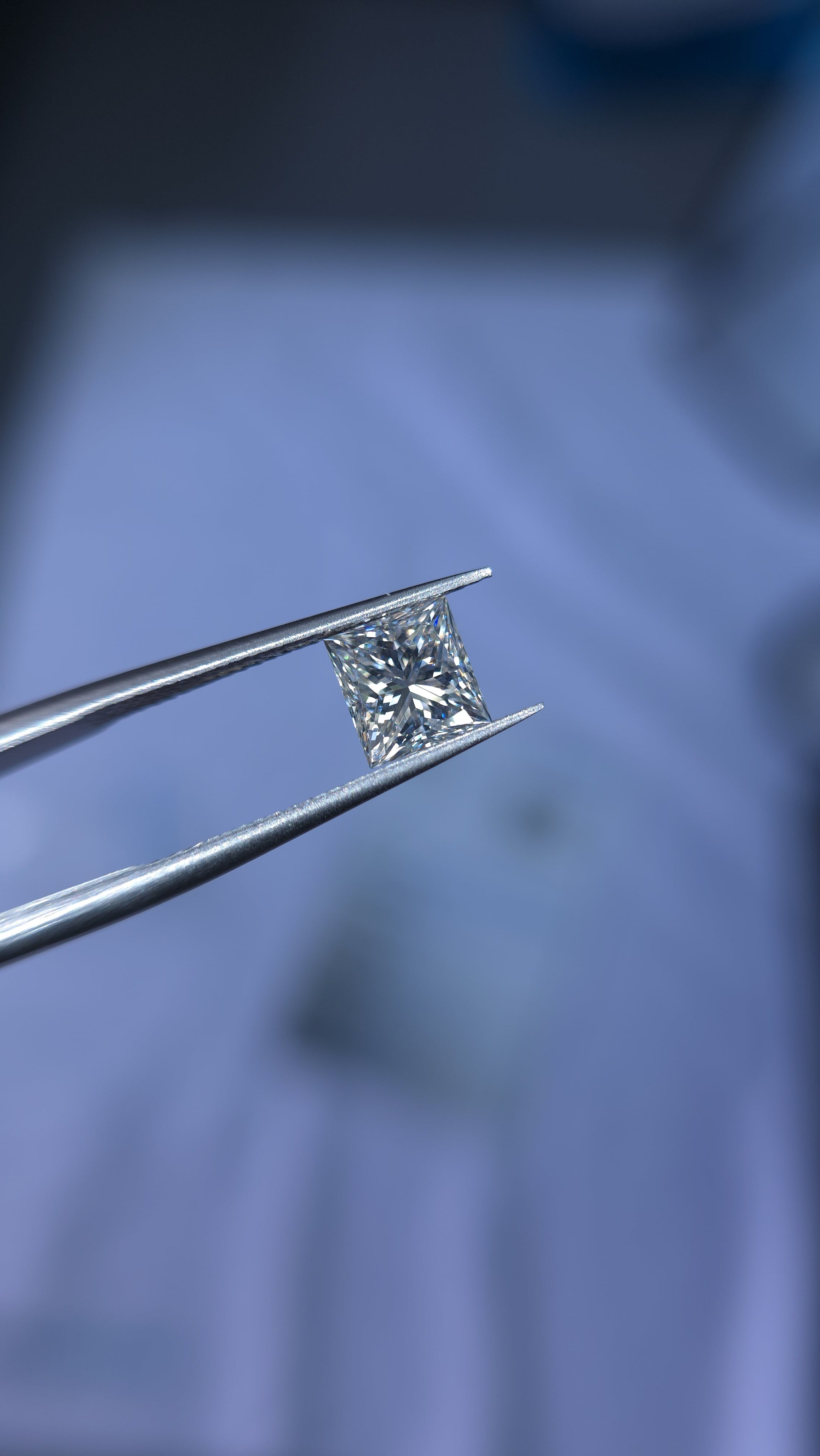 Diamante natural 5.78mm Corte Princesa / Color I / Claridad VS1