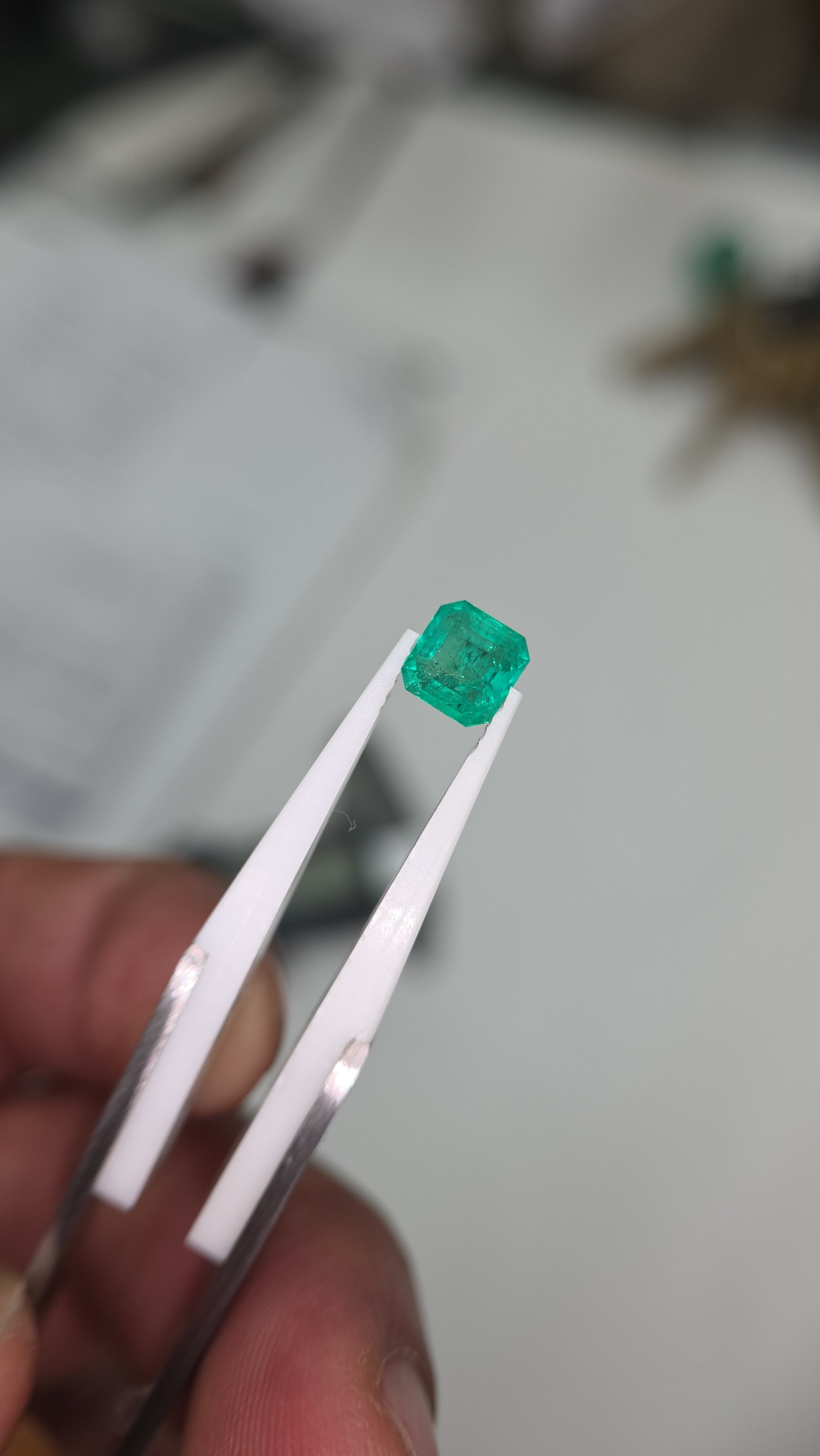 Esmeralda natural 6.56 x 6.42 x 3.68mm /corte cuadrado