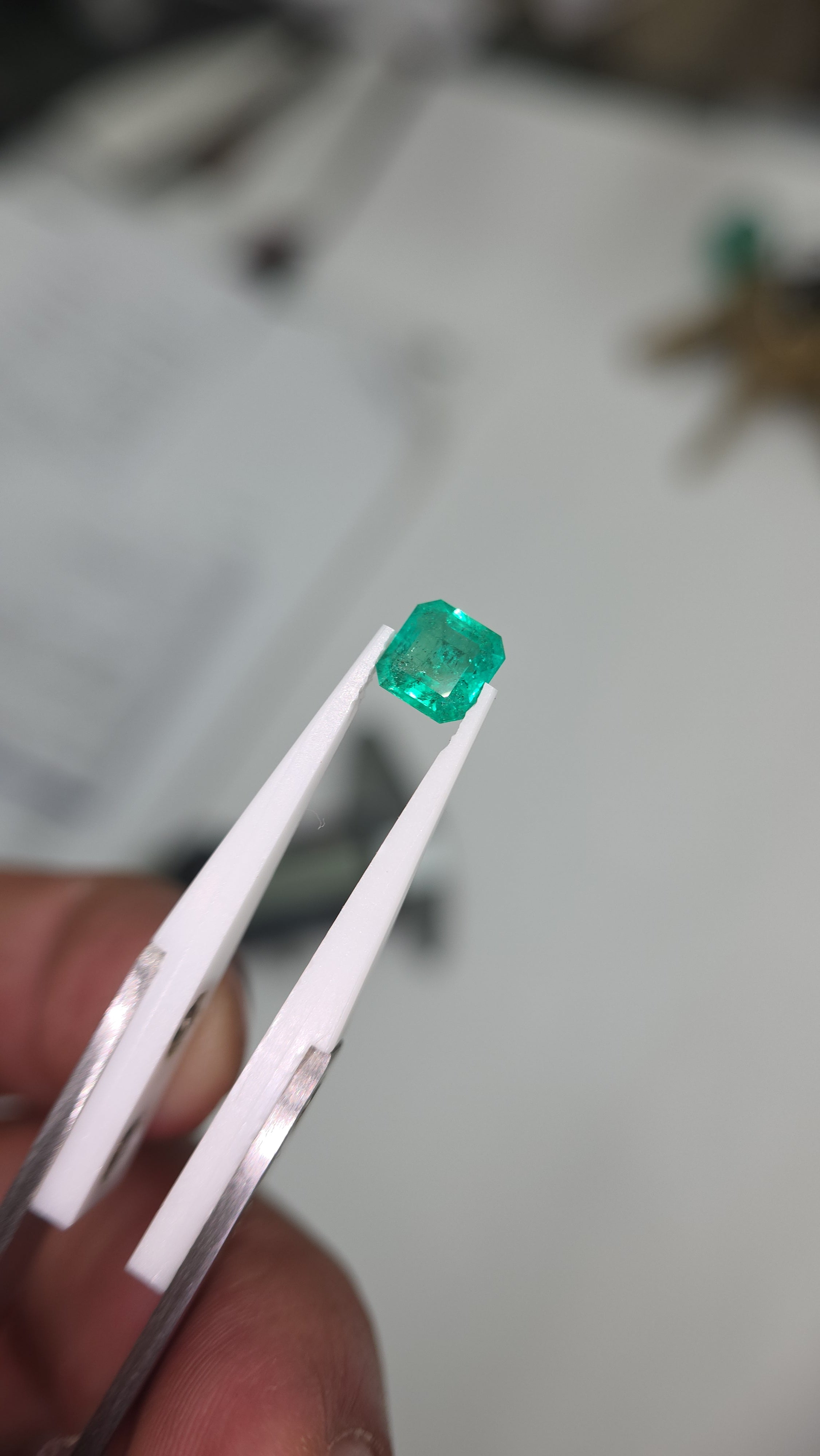 Esmeralda natural 6.56 x 6.42 x 3.68mm /corte cuadrado