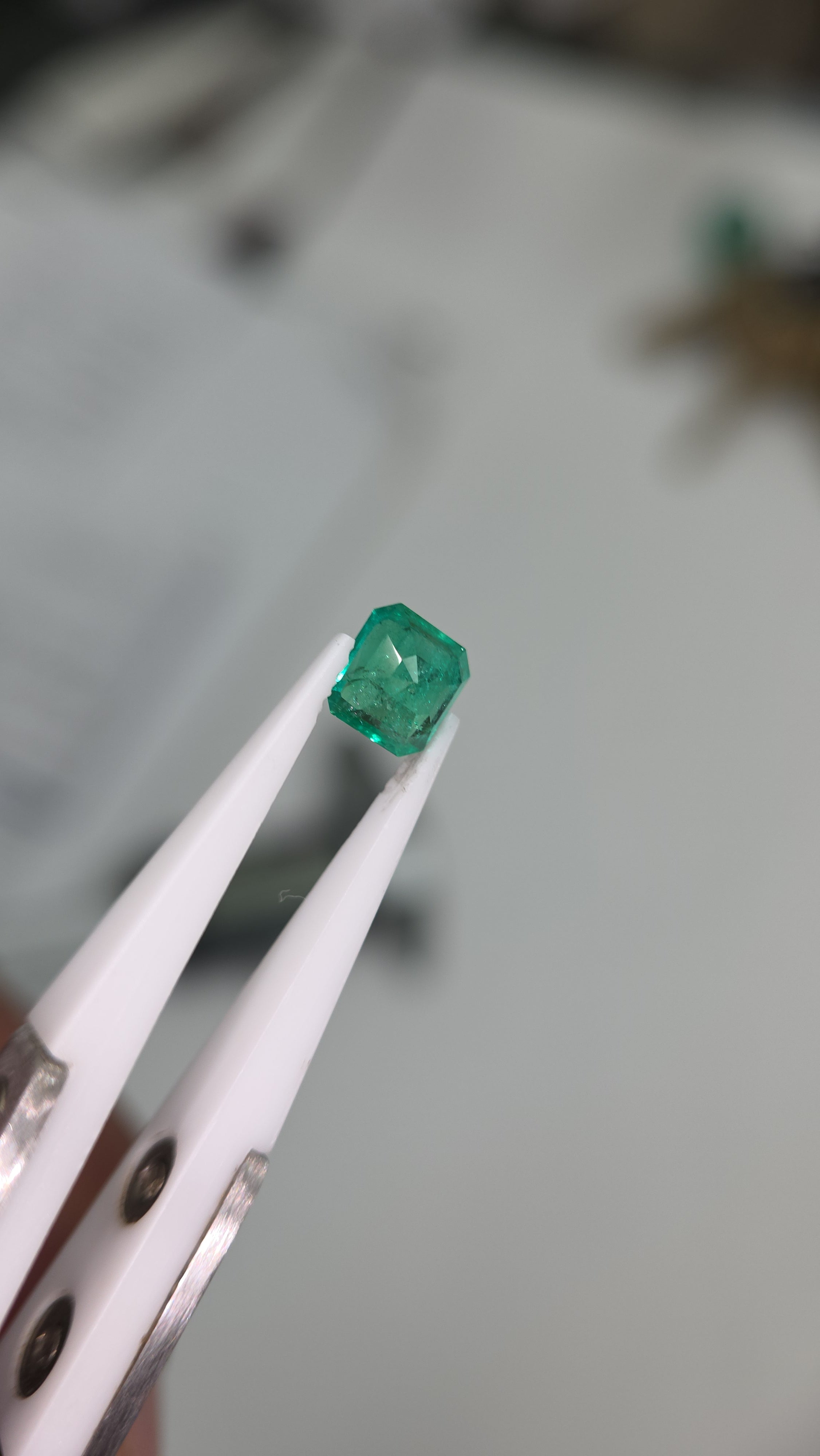 Esmeralda natural 6.56 x 6.42 x 3.68mm /corte cuadrado