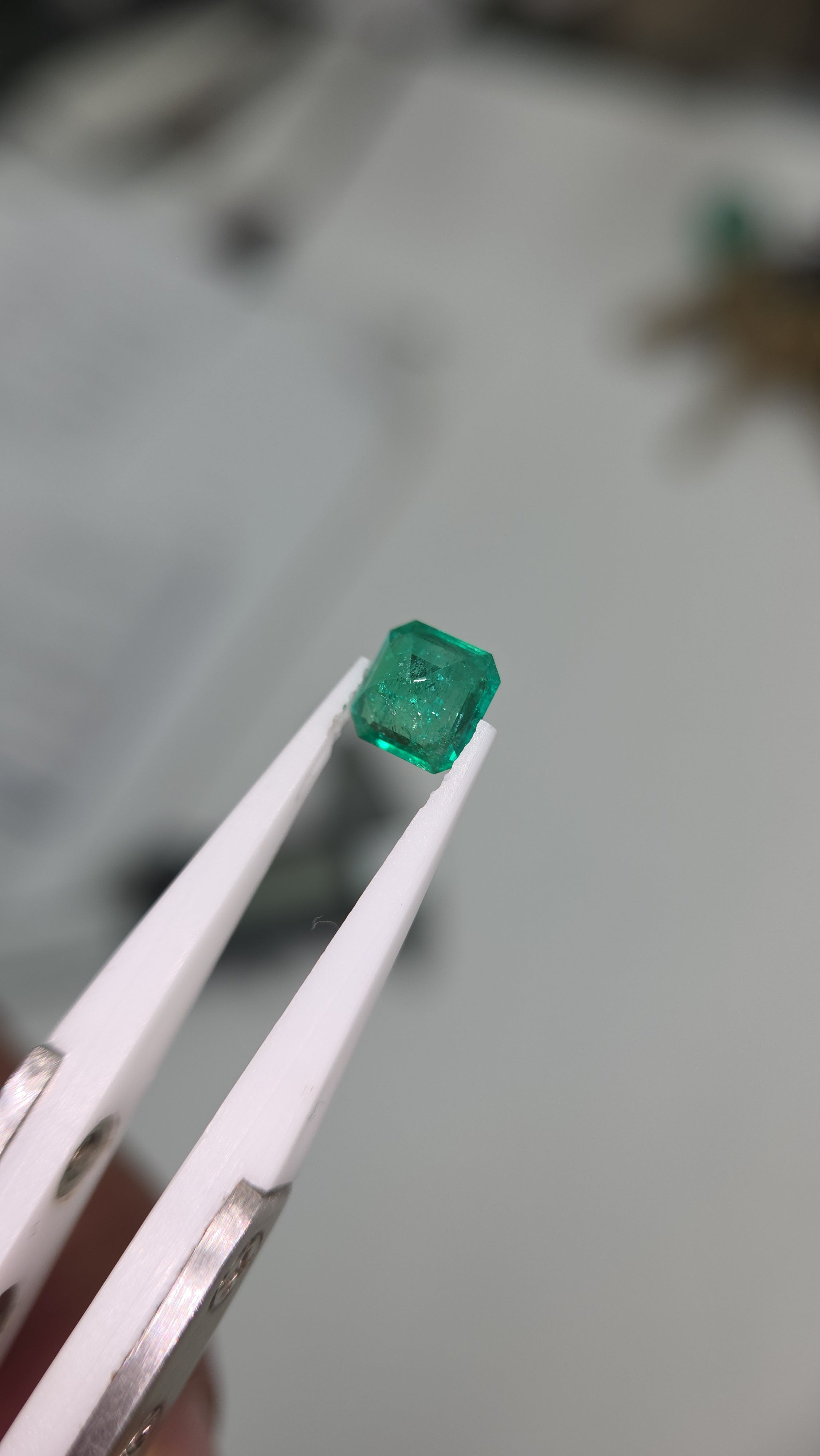 Esmeralda natural 6.56 x 6.42 x 3.68mm /corte cuadrado