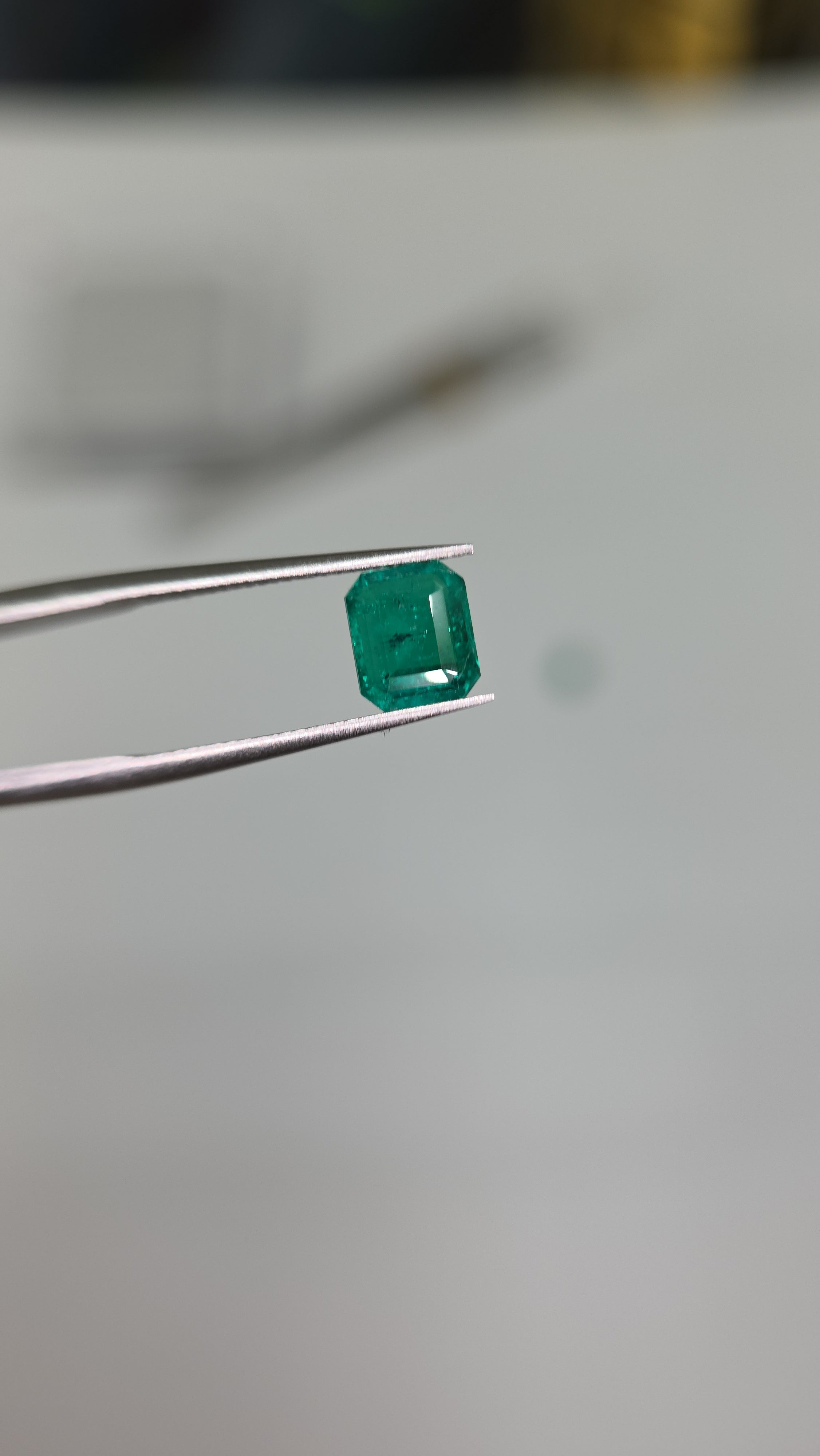 Esmeralda natural 4.06 x 5.60 x 4mm/corte rectangular