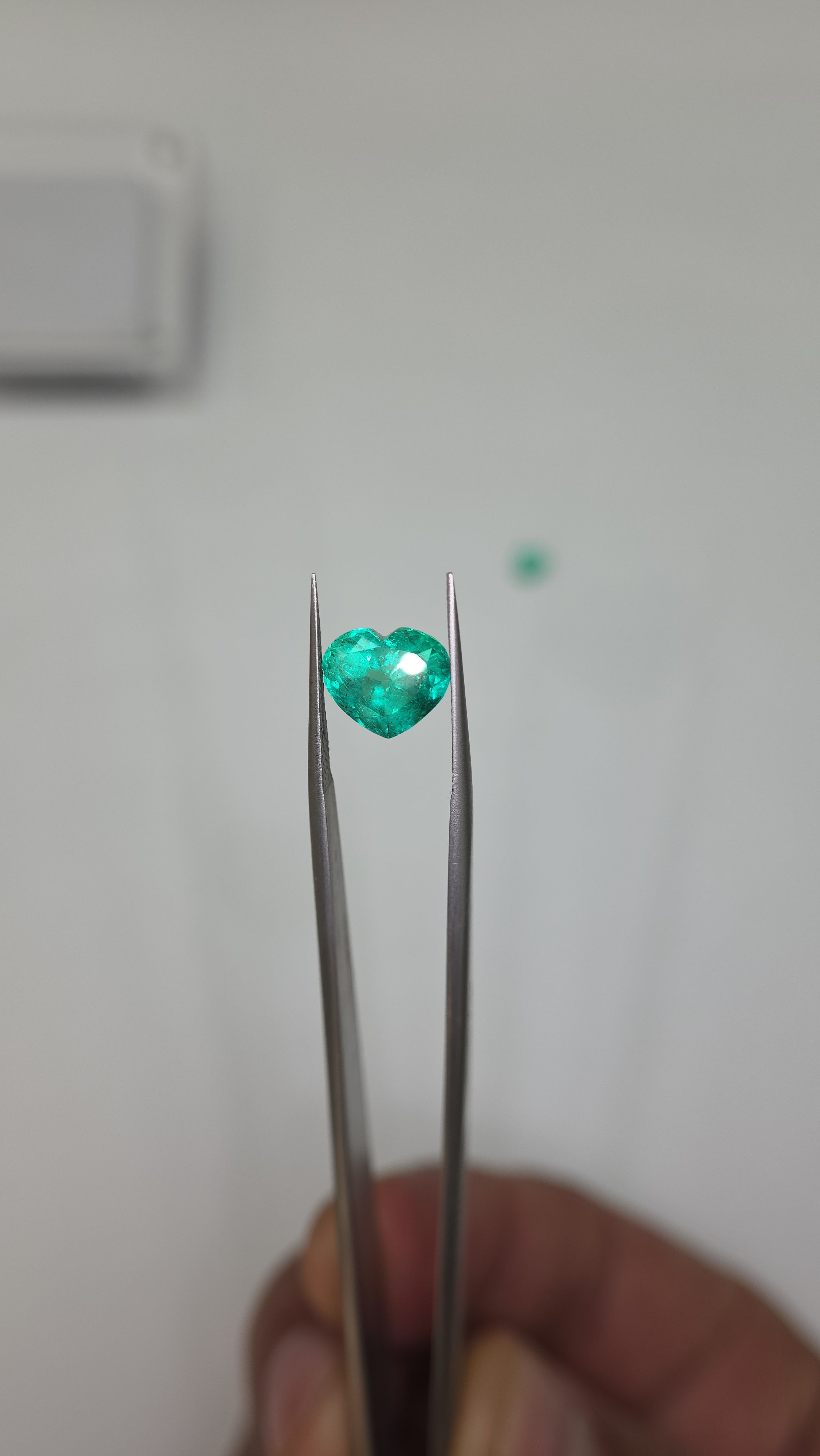 Esmeralda natural 4.75 x 5.66 x 3.20mm