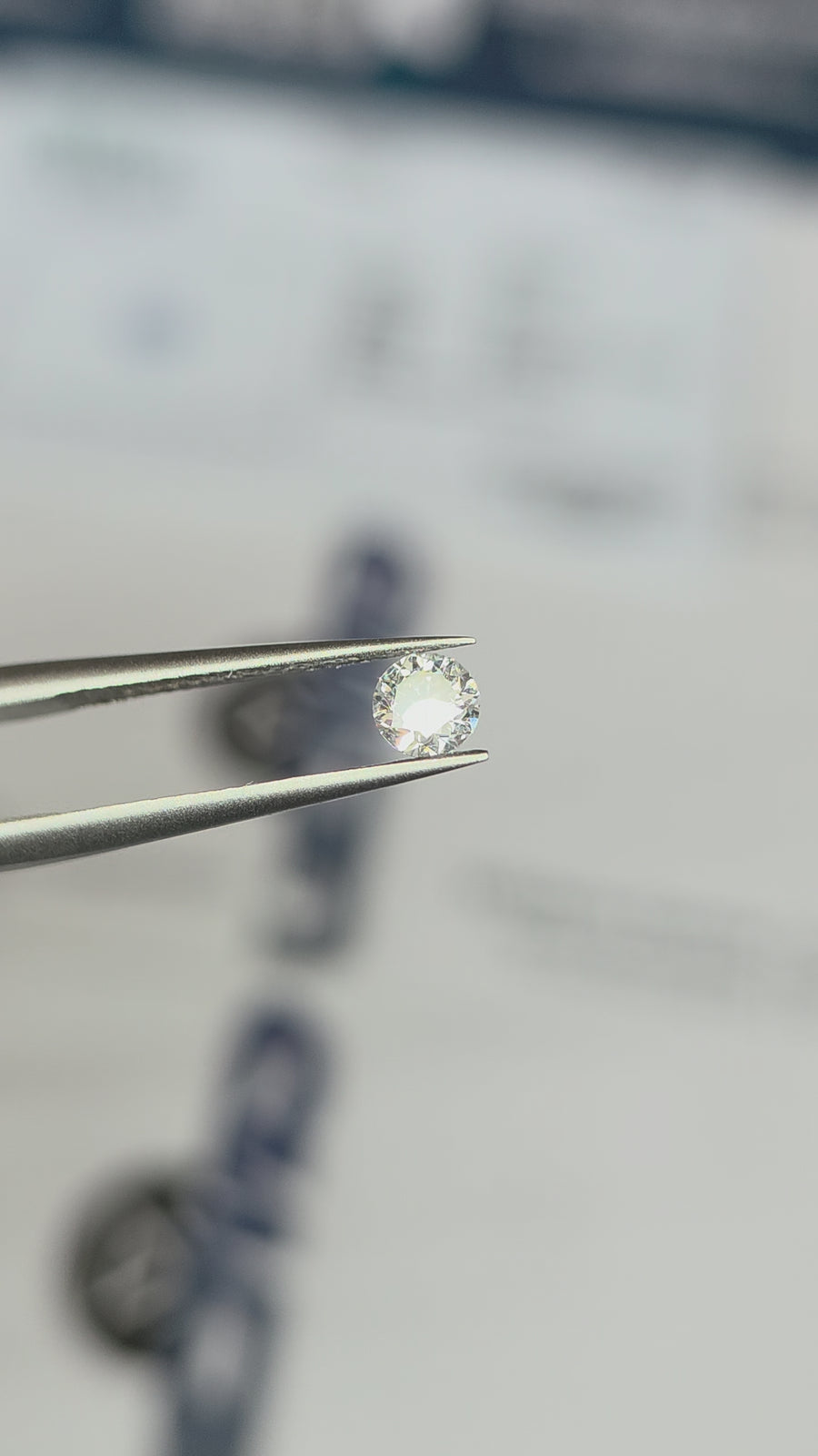 Diamante natural — VS2 — 0.30 ct