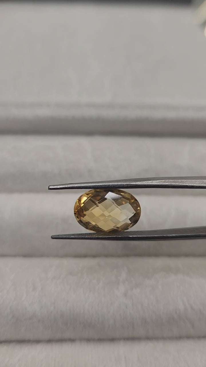 Citrino natural 13.82 x 10 mm/ Corte ovalado