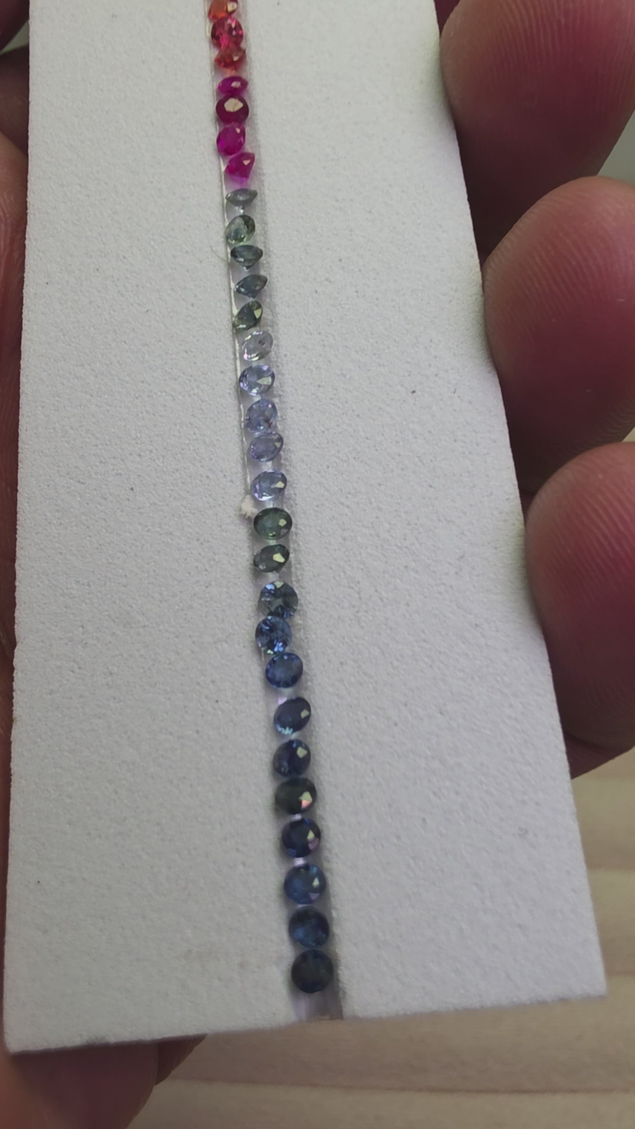 Lote de zafiro multicolor natural