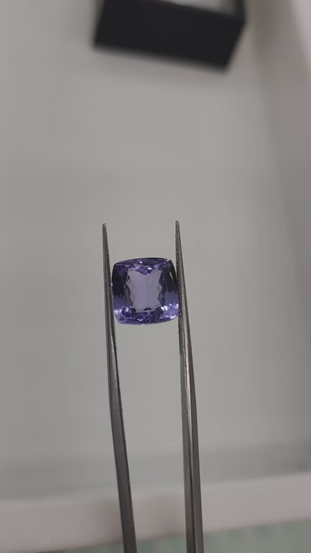 tanzanita natural 9.4 x 9.6 mm