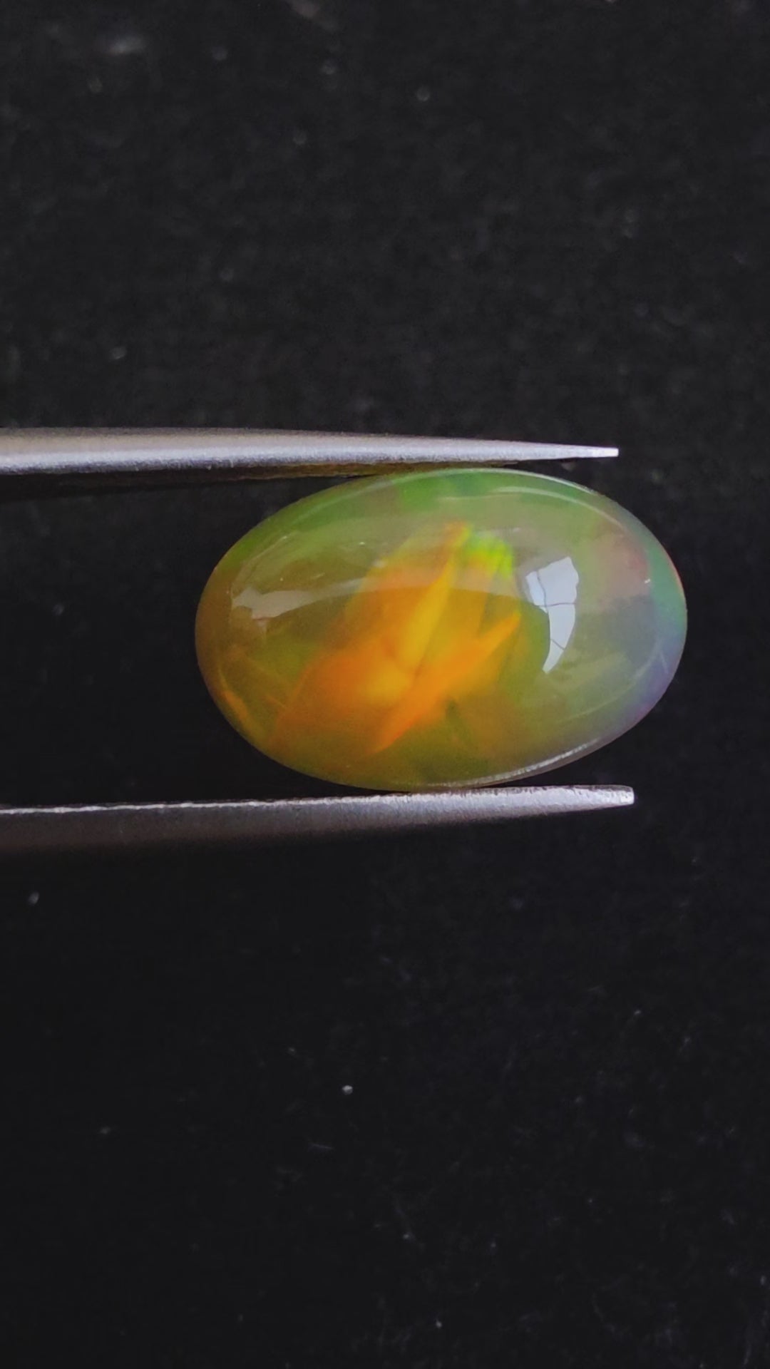 Ópalo de Fuego Natural - 2.34 ct
