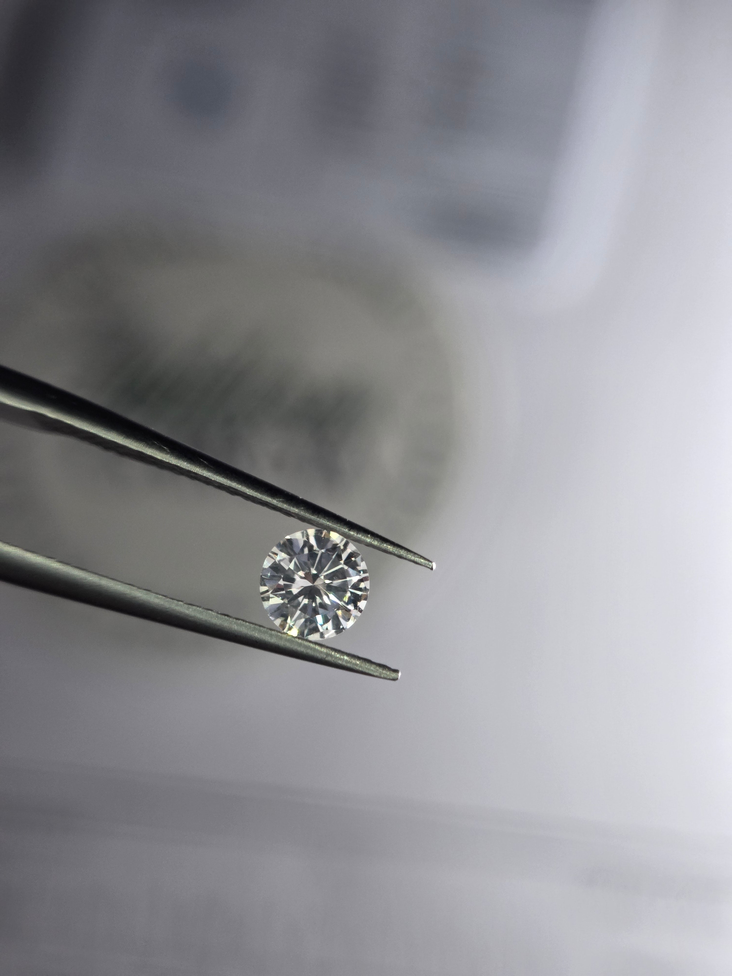 Diamante natural 0.31 ct | Color F | Claridad VS2