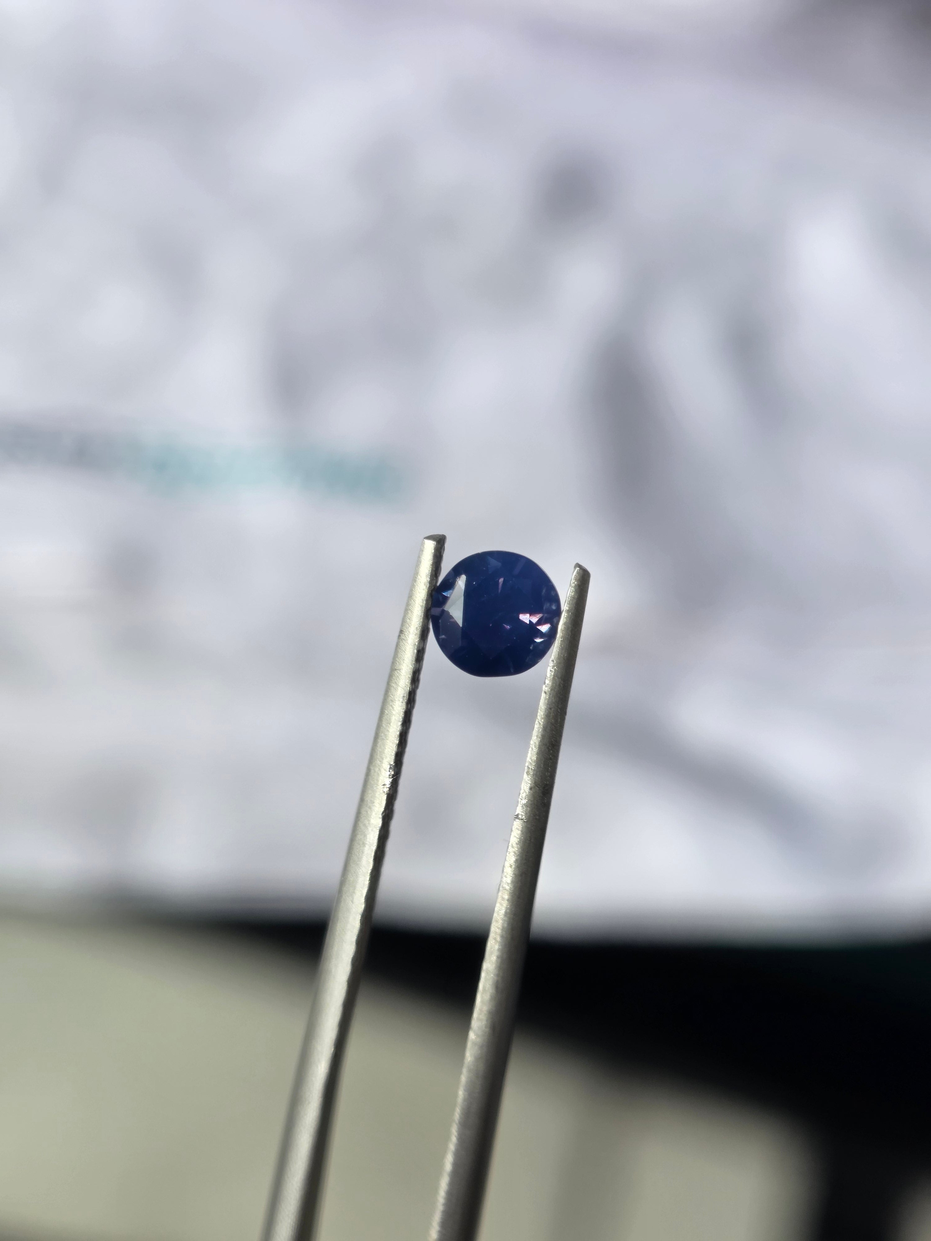 Zafiro natural 0.50 ct (4.86 × 2.89 mm) | Color azul rey