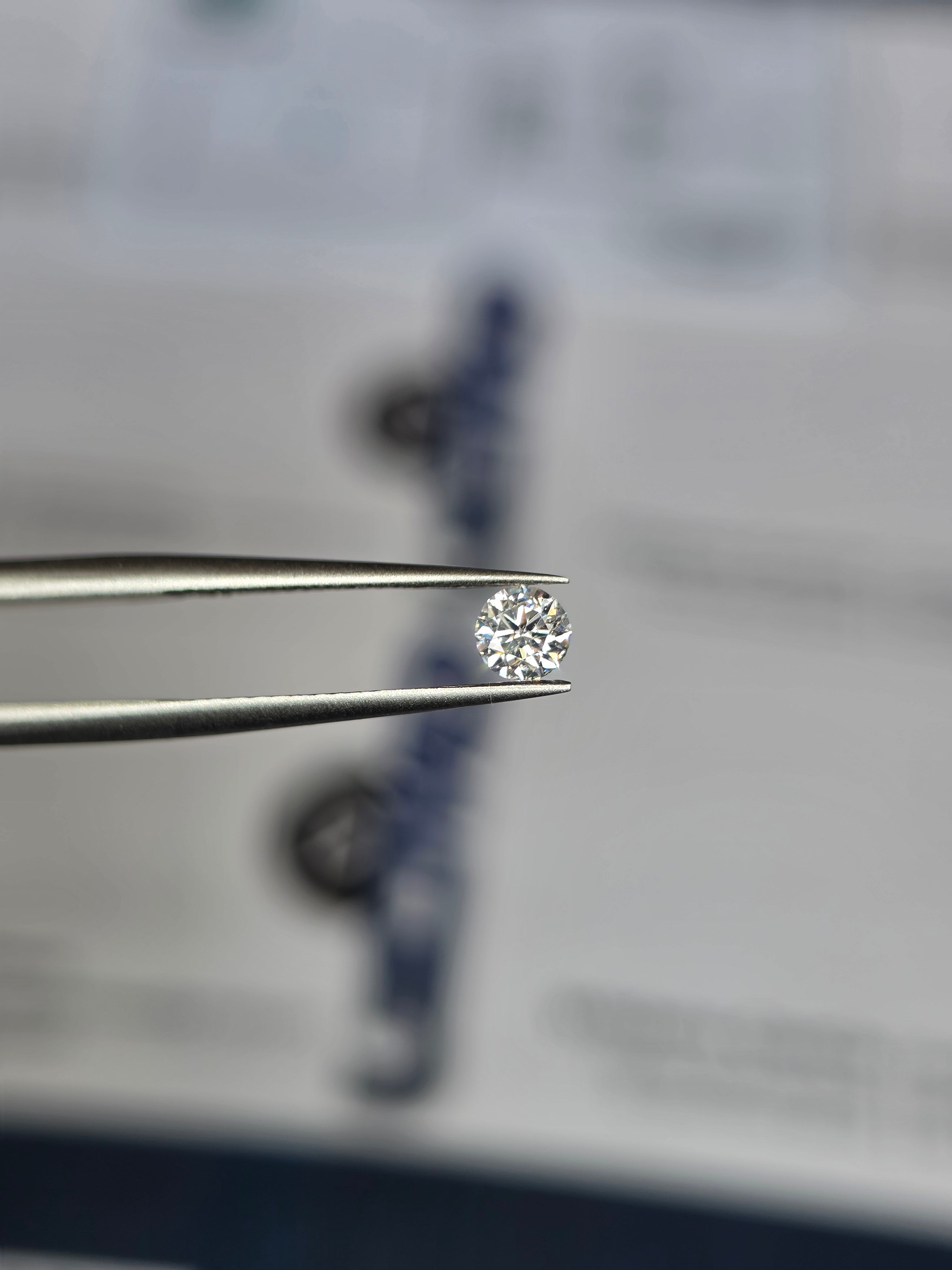 Diamante natural — SI2 — 0.18ct