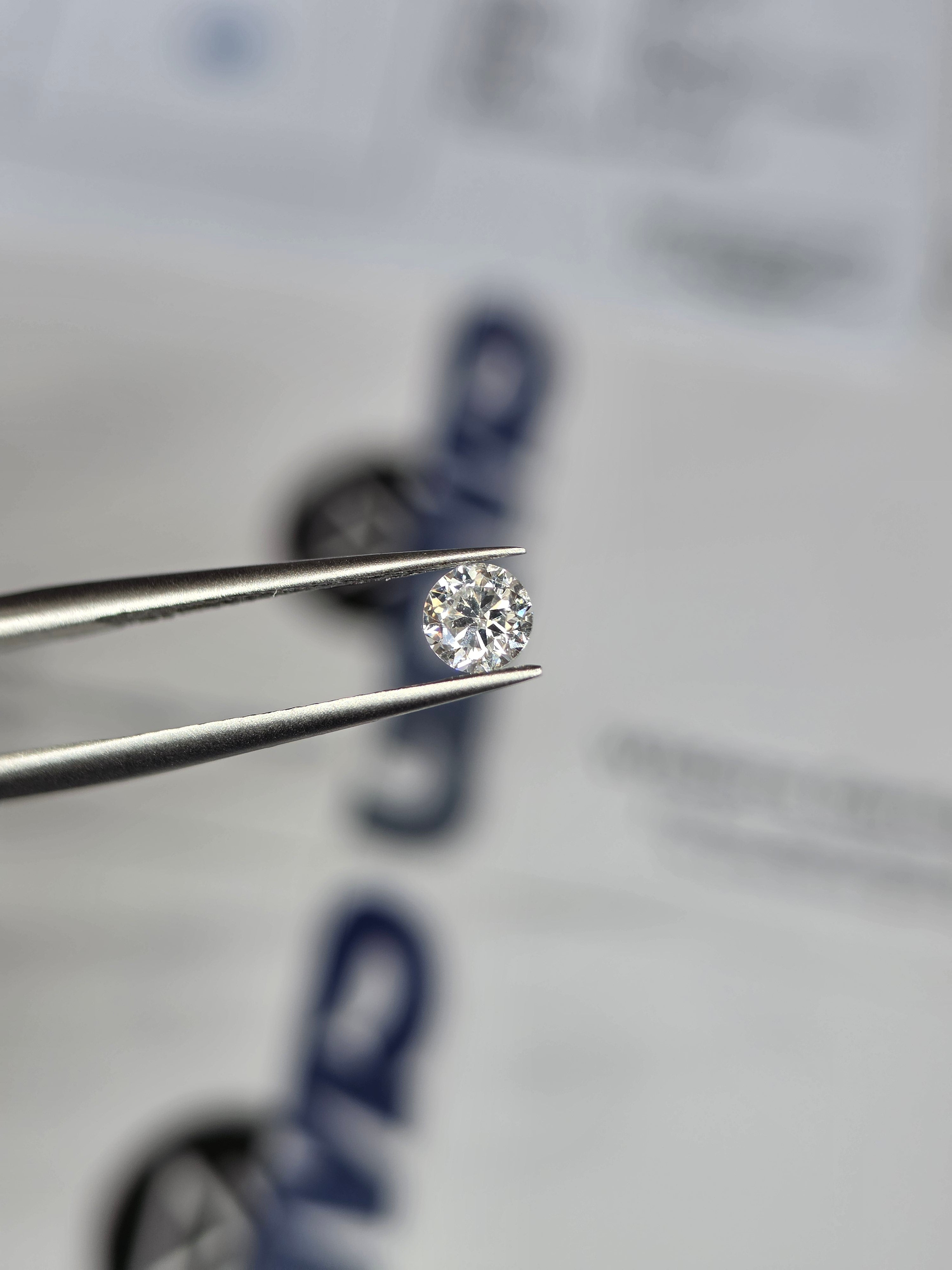 Diamante natural — VS2 — 0.30 ct