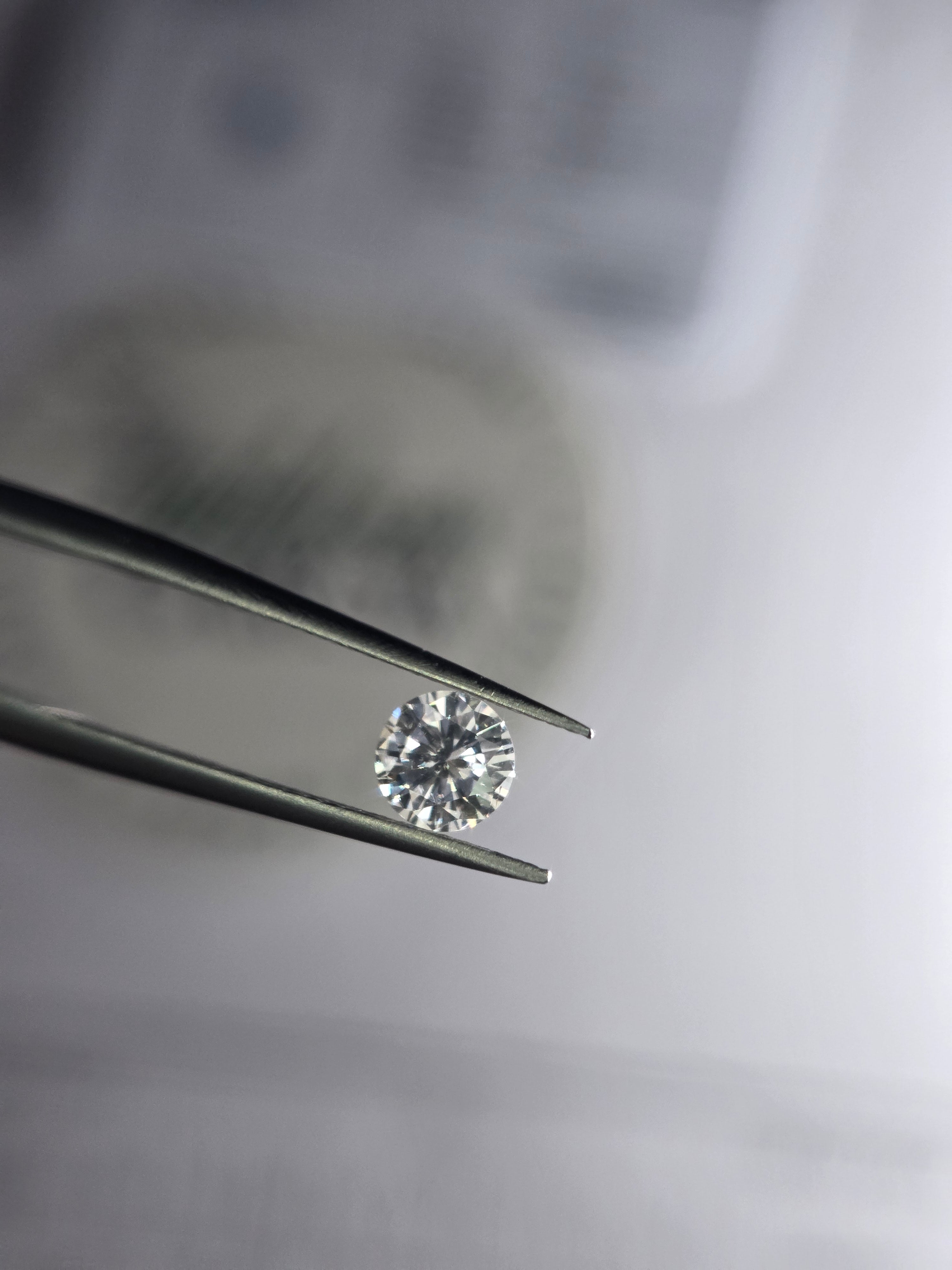 Diamante natural 0.31 ct | Color F | Claridad VS2