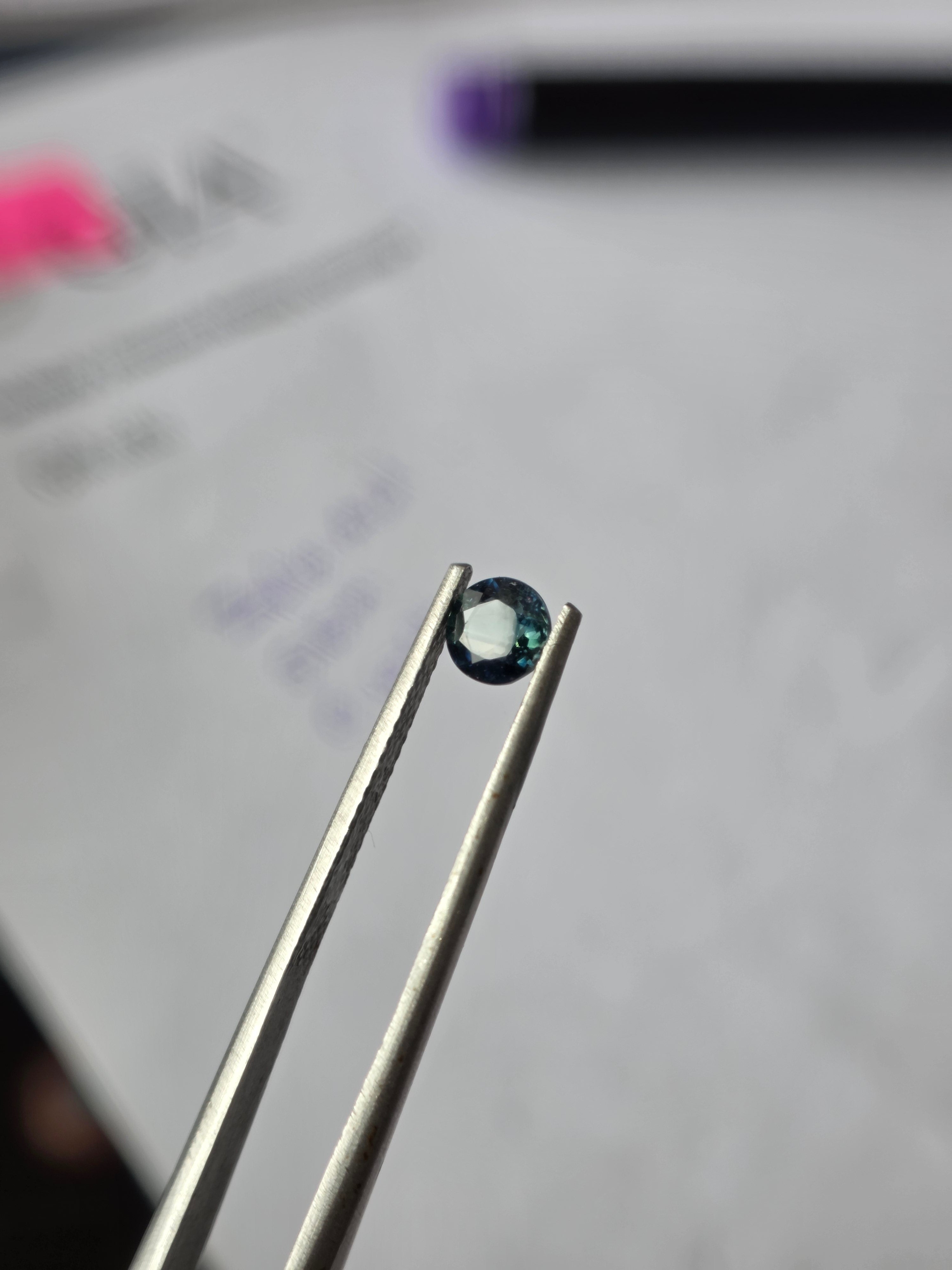 Zafiro natural 0.64 ct (5.11 × 3.08 mm) | Color azul