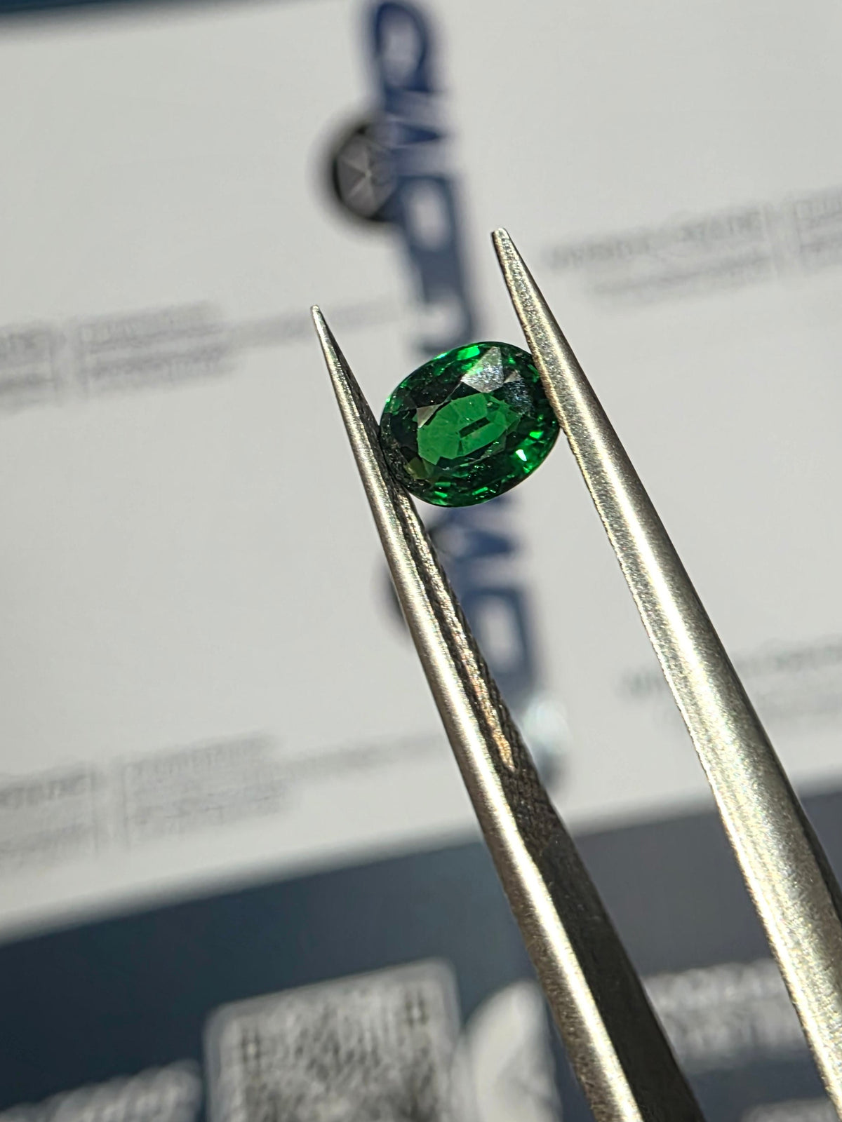 Granate Tsavorita Natural - 0.56 ct