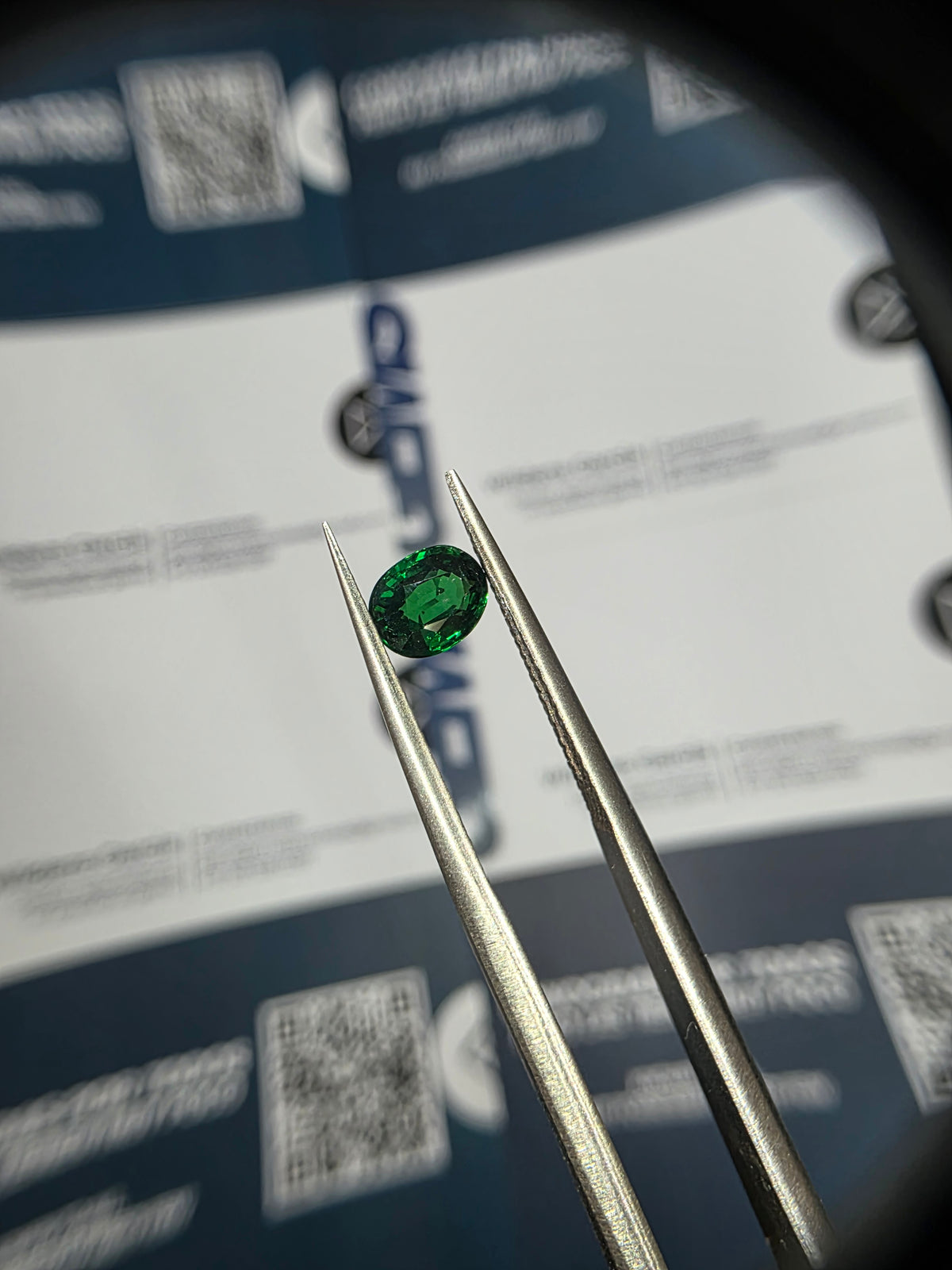 Granate Tsavorita Natural - 0.56 ct