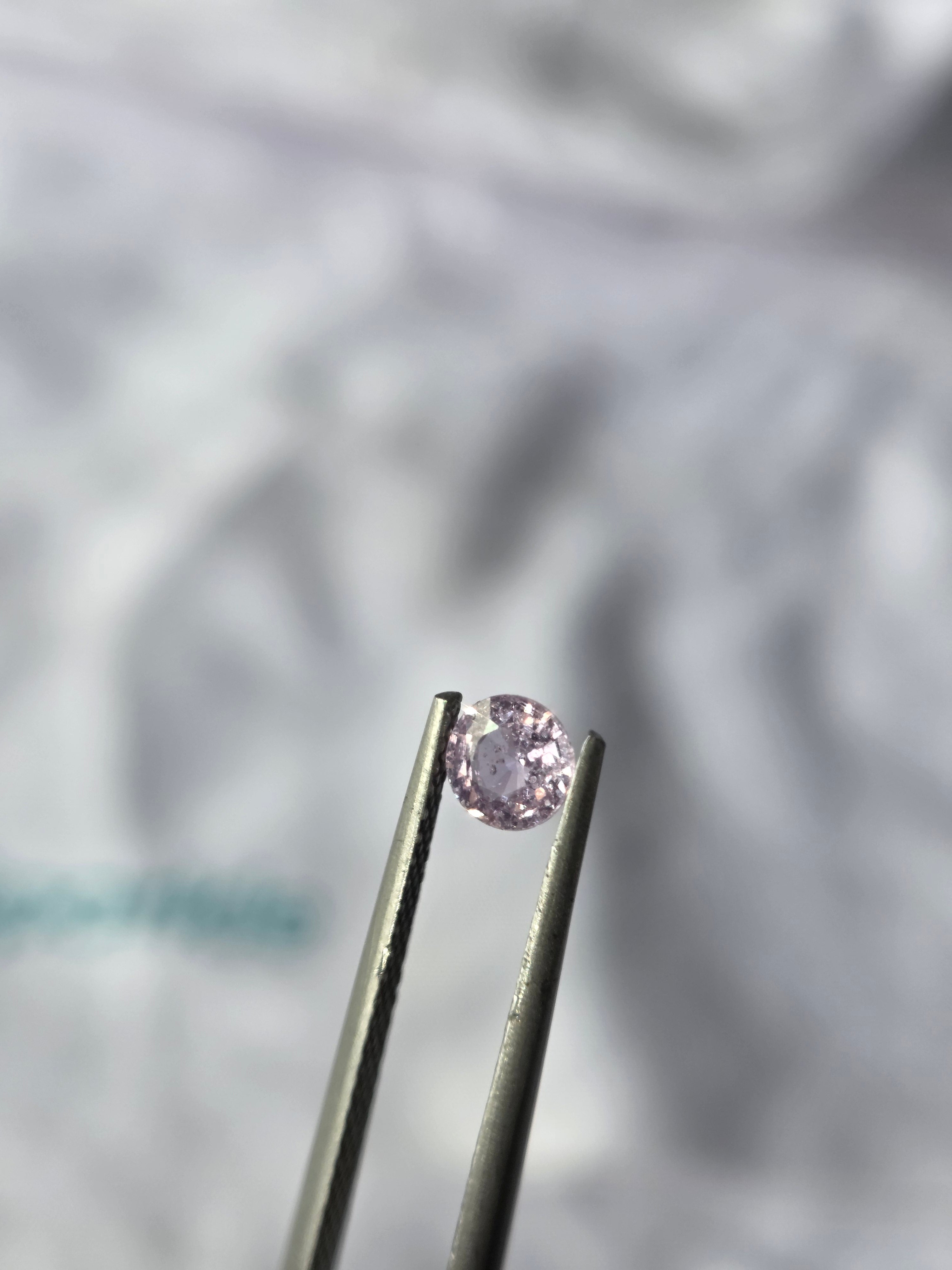 Zafiro natural 0.45 ct (4.52 × 2.57 mm) | Color rosa leve