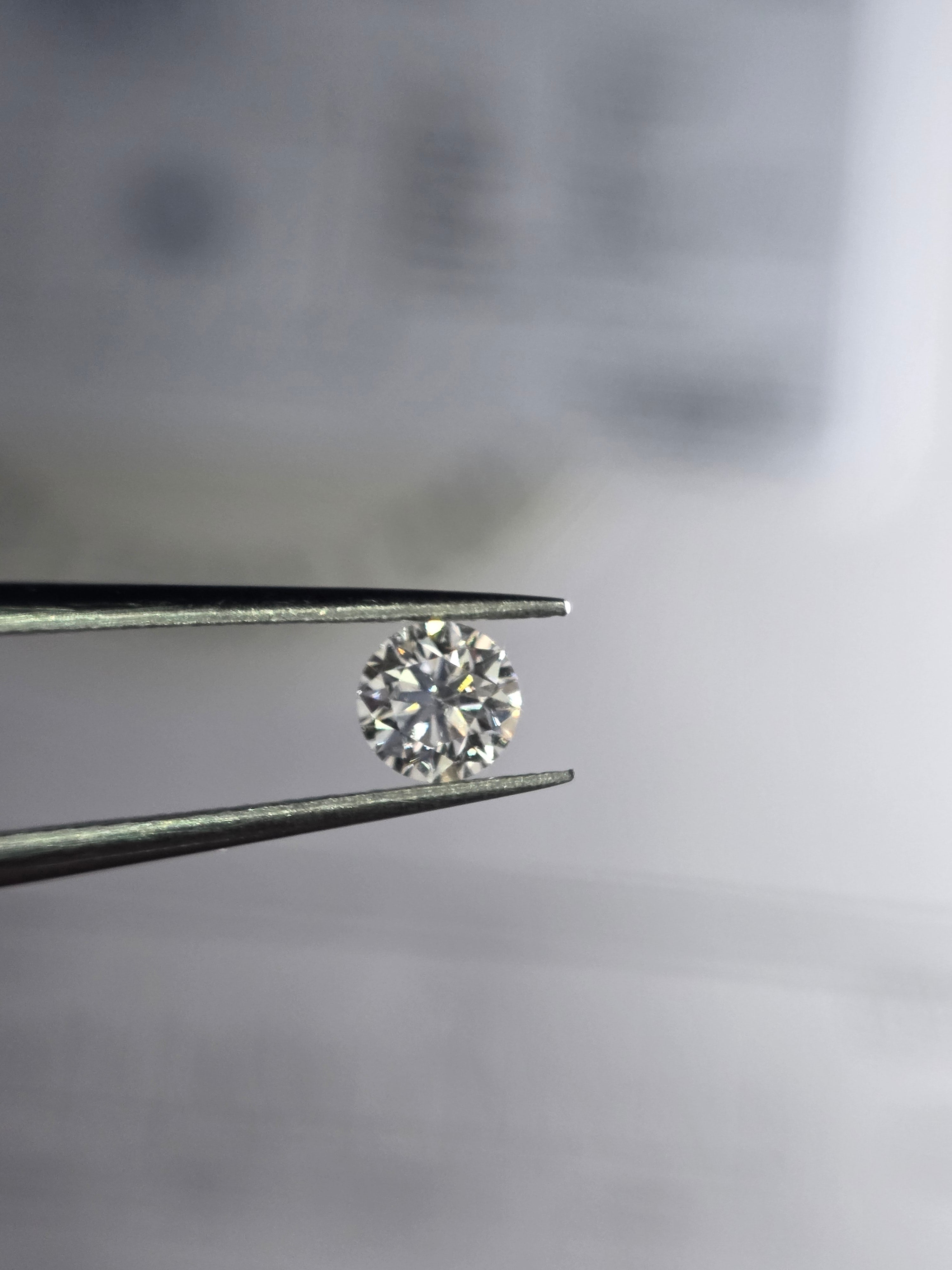 Diamante natural 0.30 ct | Color H | Claridad SI1