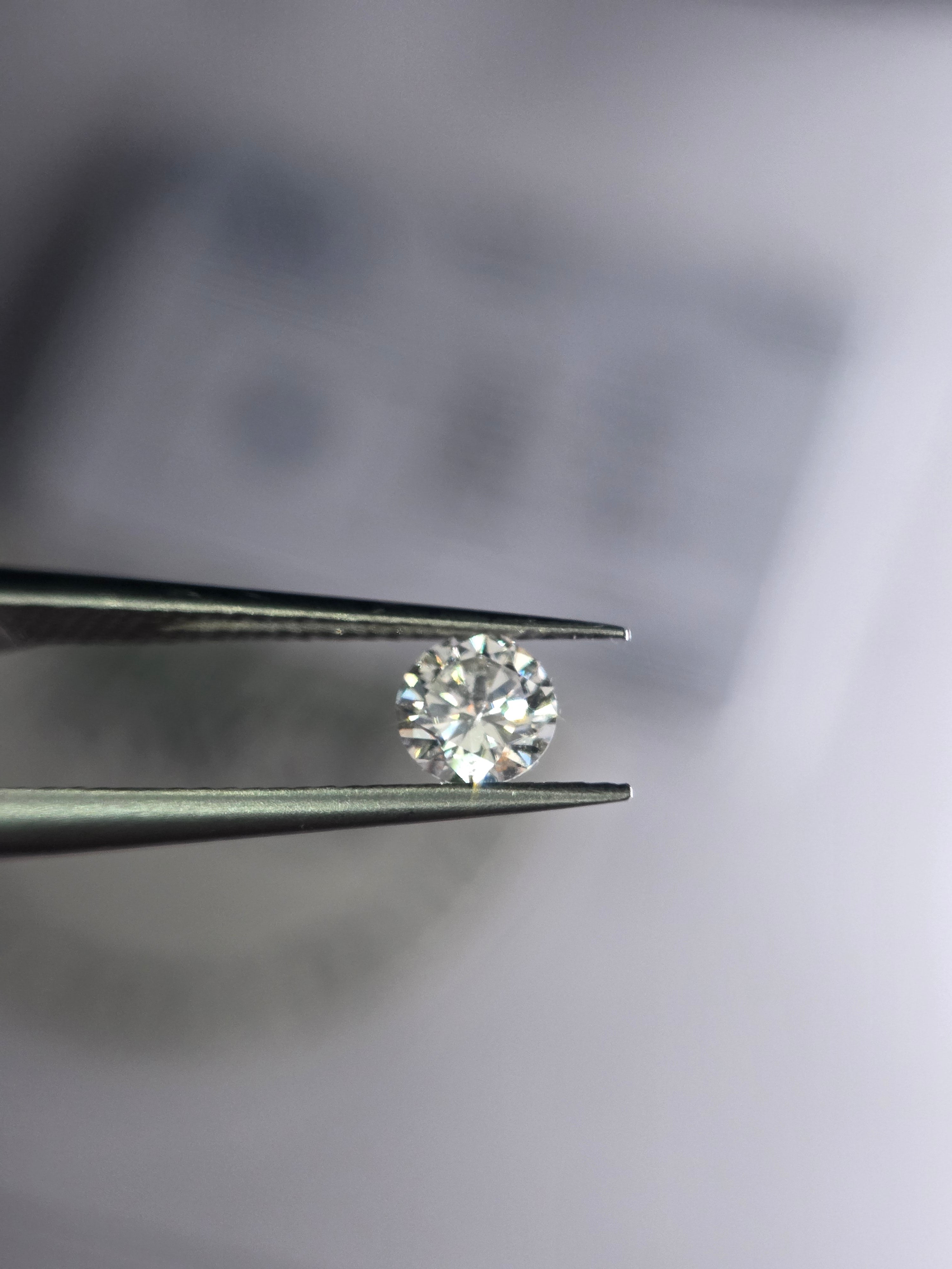 Diamante natural 0.30 ct | Color H | Claridad VS2