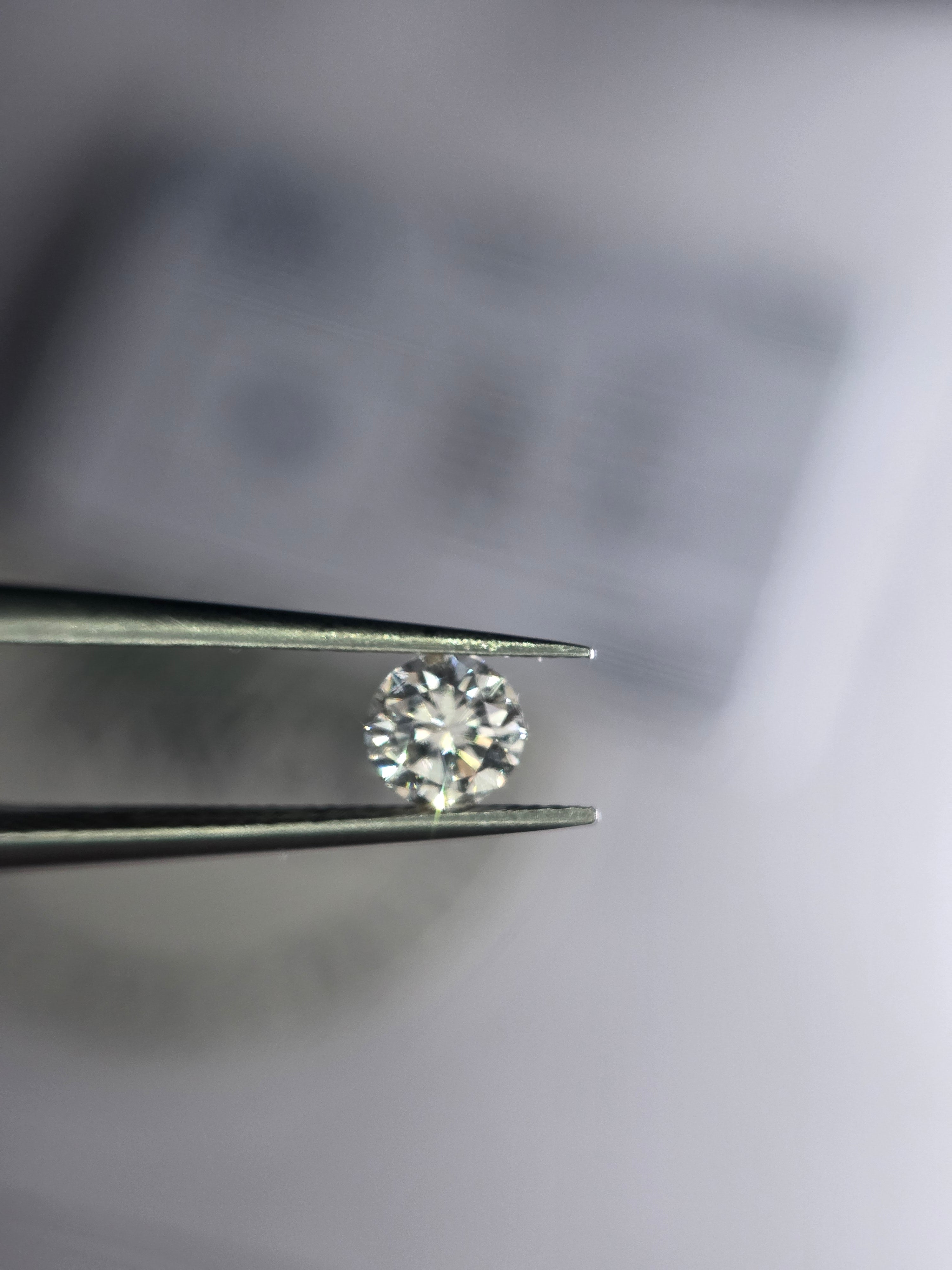 Diamante natural 0.30 ct | Color H | Claridad VS2