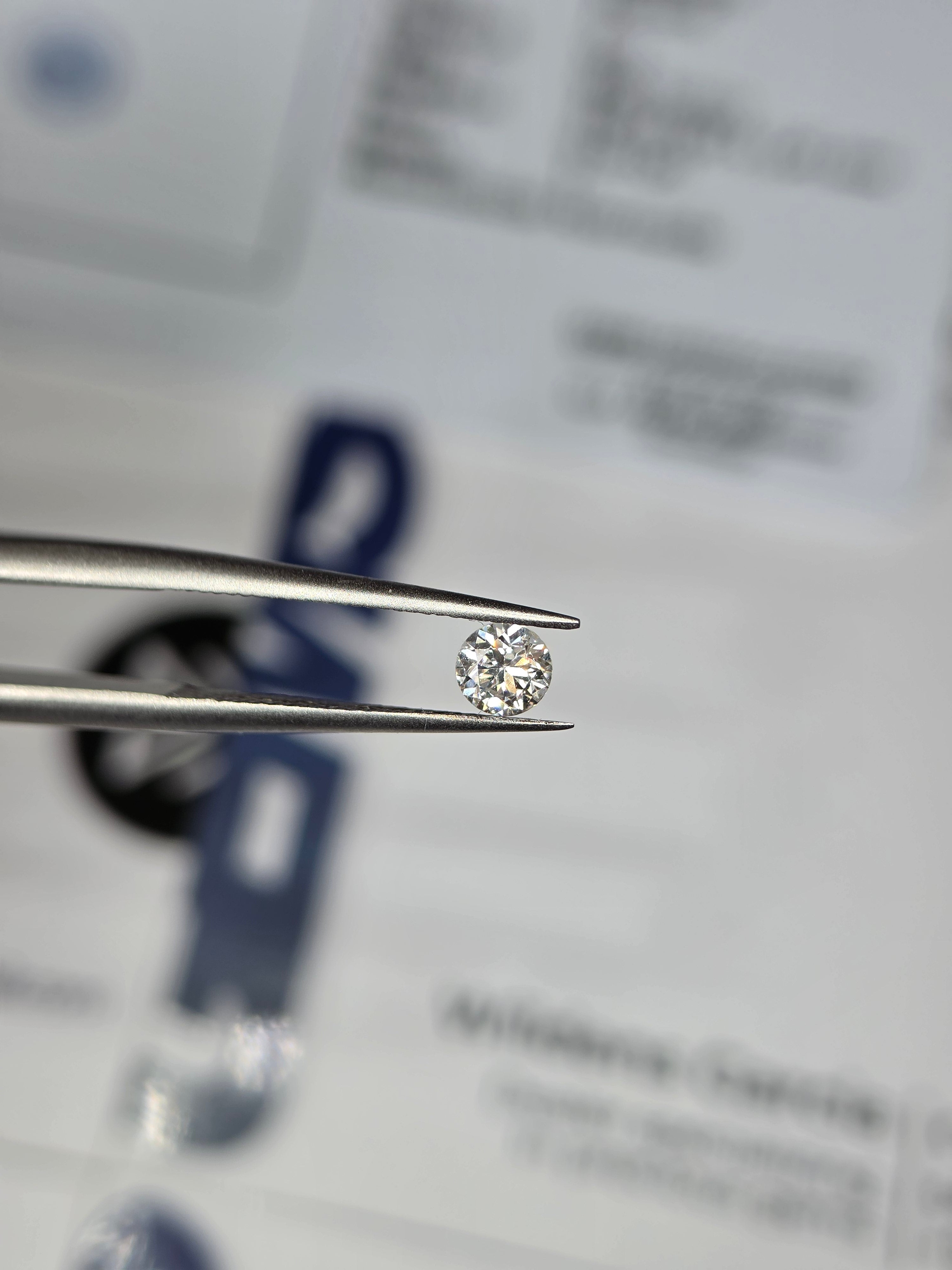 Diamante natural — VS2 — 0.24 ct