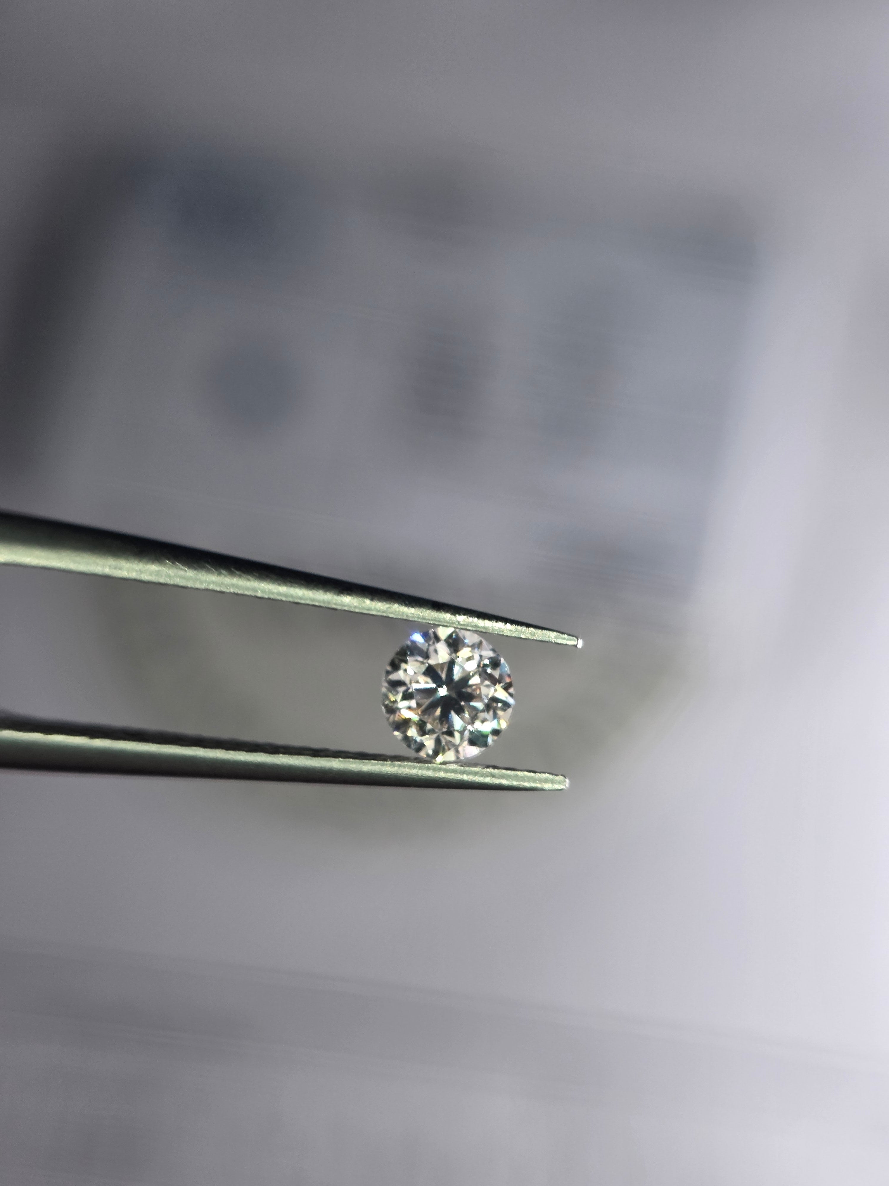 Diamante natural 0.29 ct | Color H | Claridad VS1