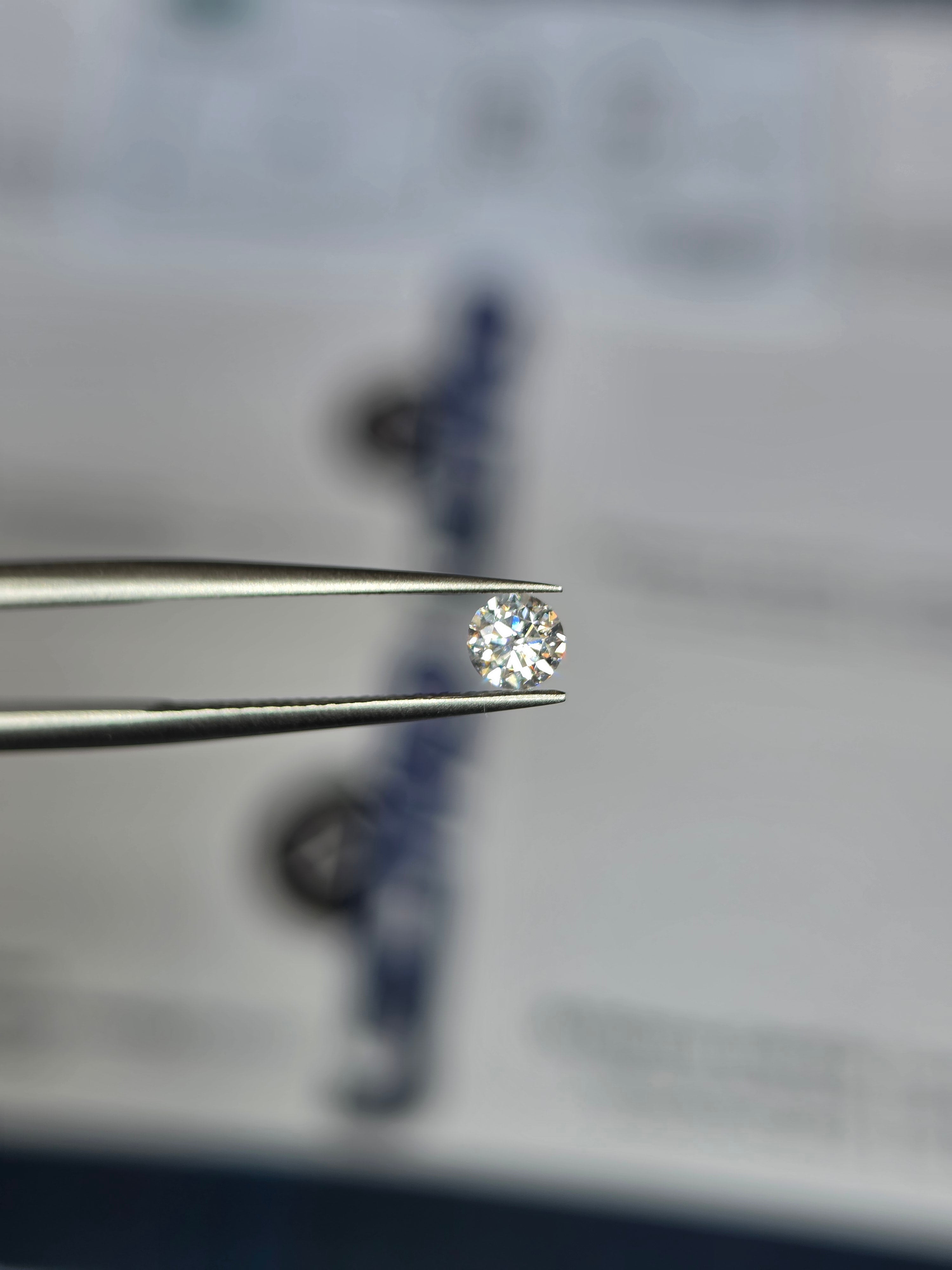 Diamante natural — SI2 — 0.18ct