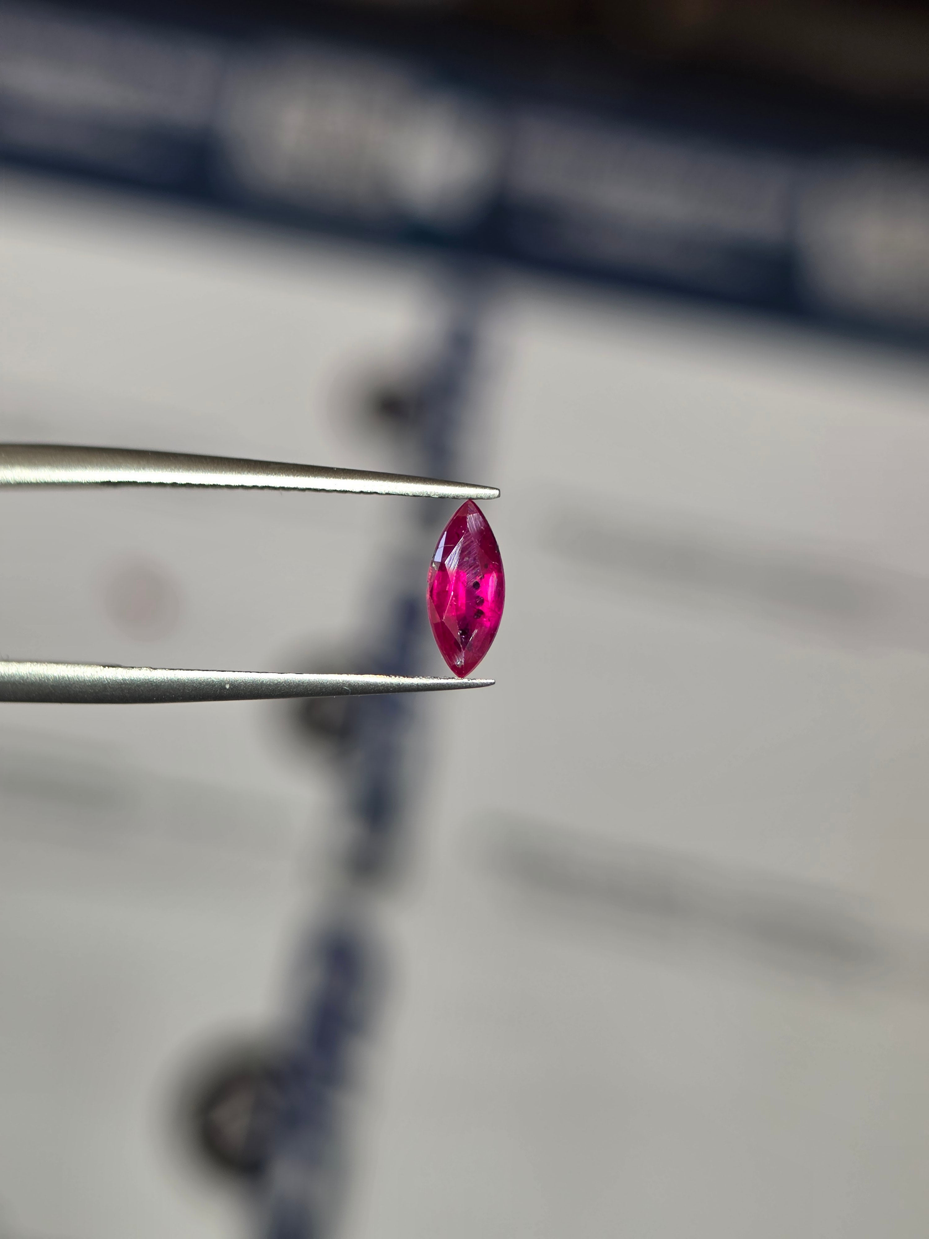 Rubí natural — 0.38 ct