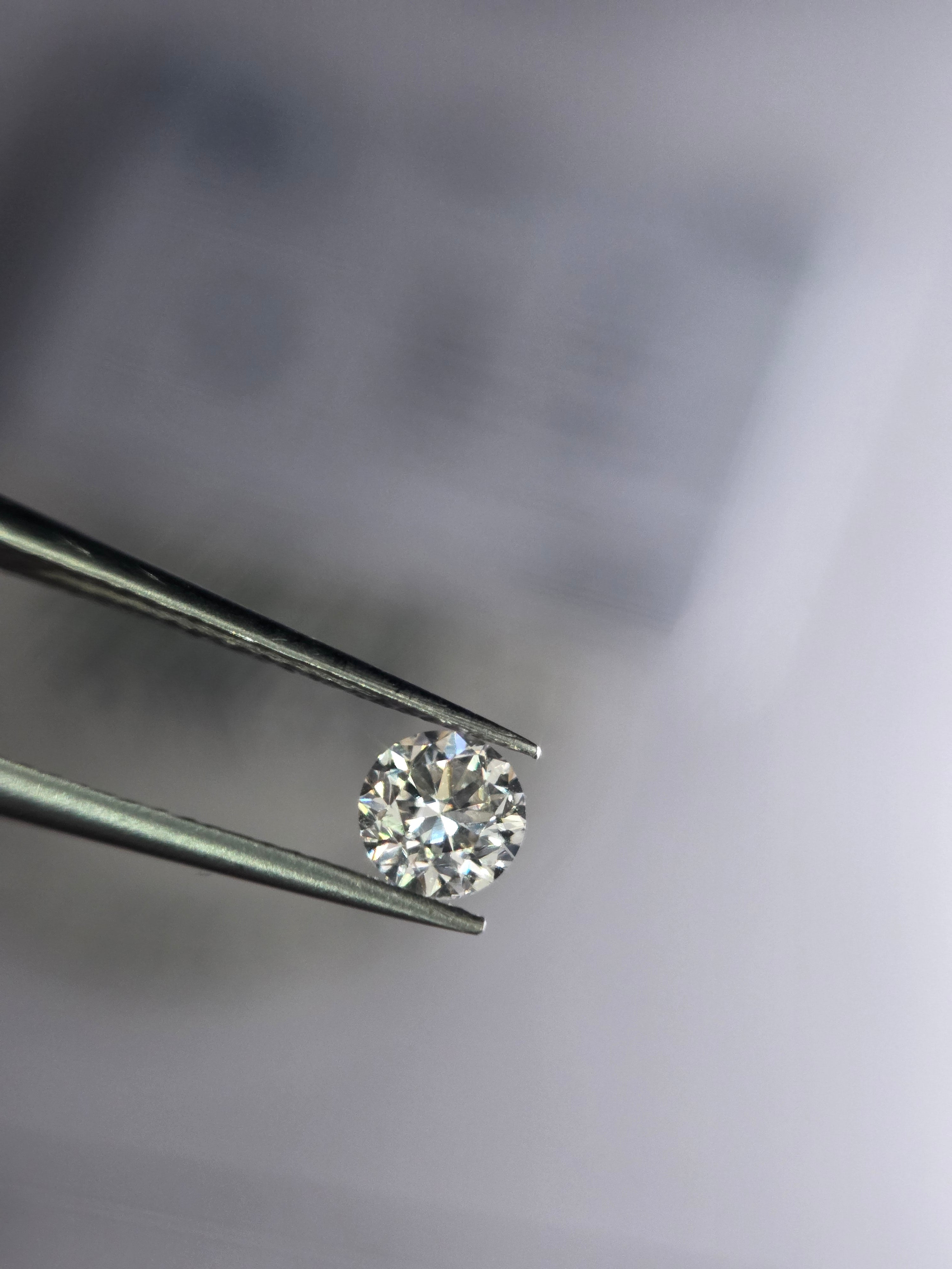 Diamante natural 0.30 ct | Color H | Claridad VS1